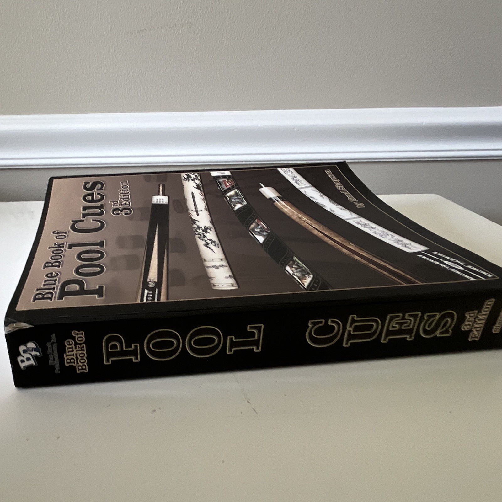 Blue Book of Pool Cues 3rd Edition by Brad Simpson Paperback