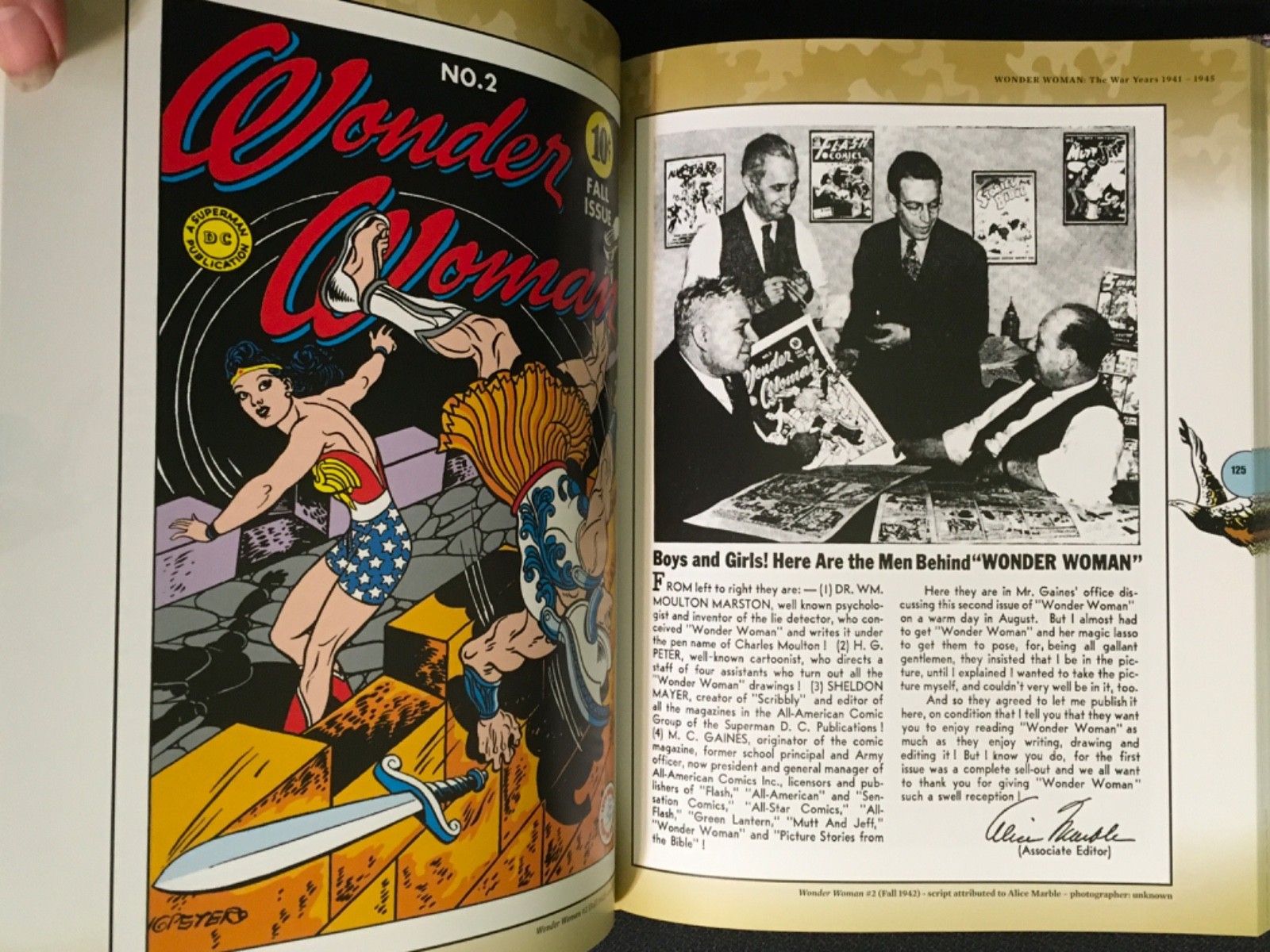 WONDER WOMAN The War Years 1941-1945 by ROY THOMAS DC Comics Classics Collection