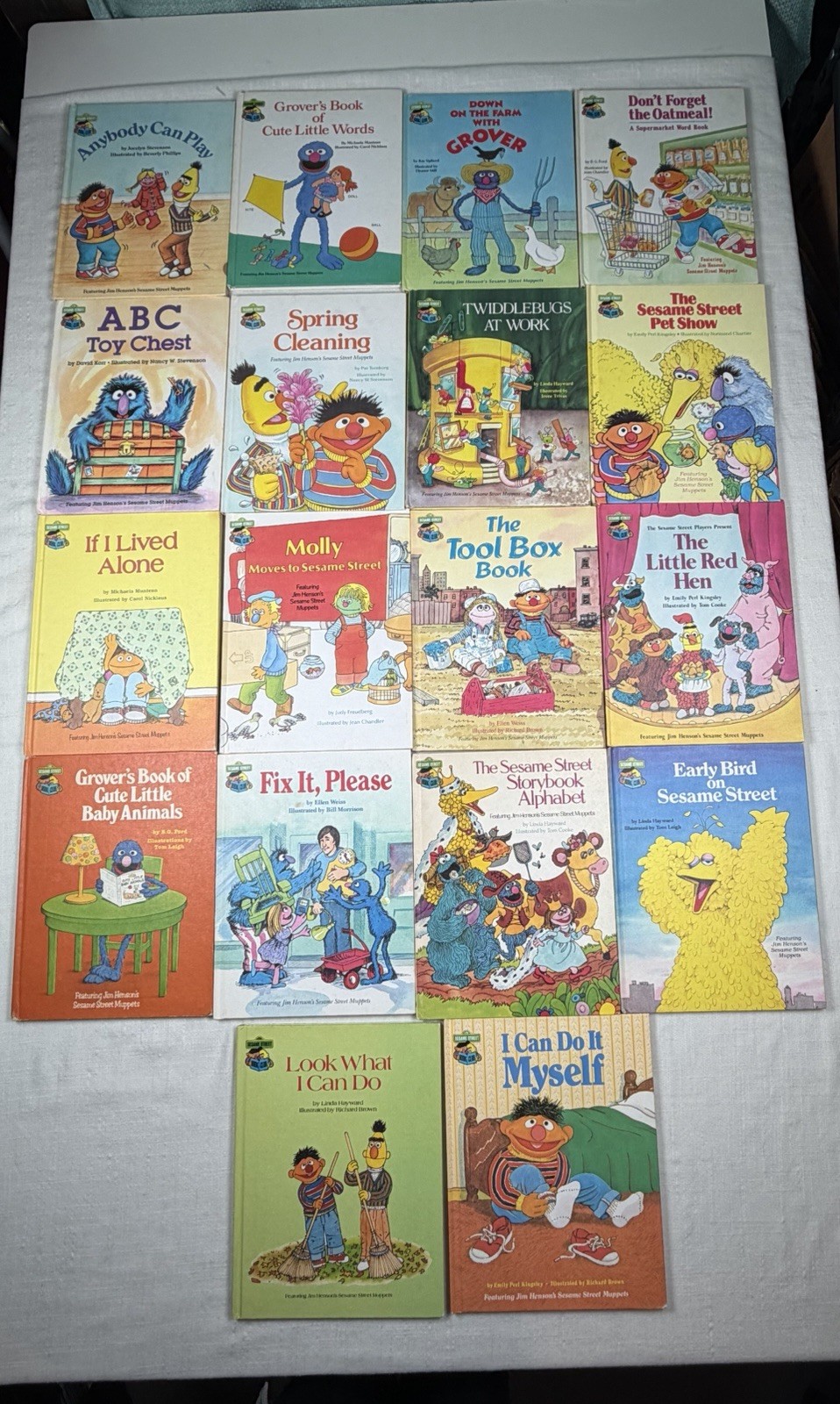 Lot 18 Vintage Sesame Street Book Club Books 1980s Kids Grover Big Bird Ernie