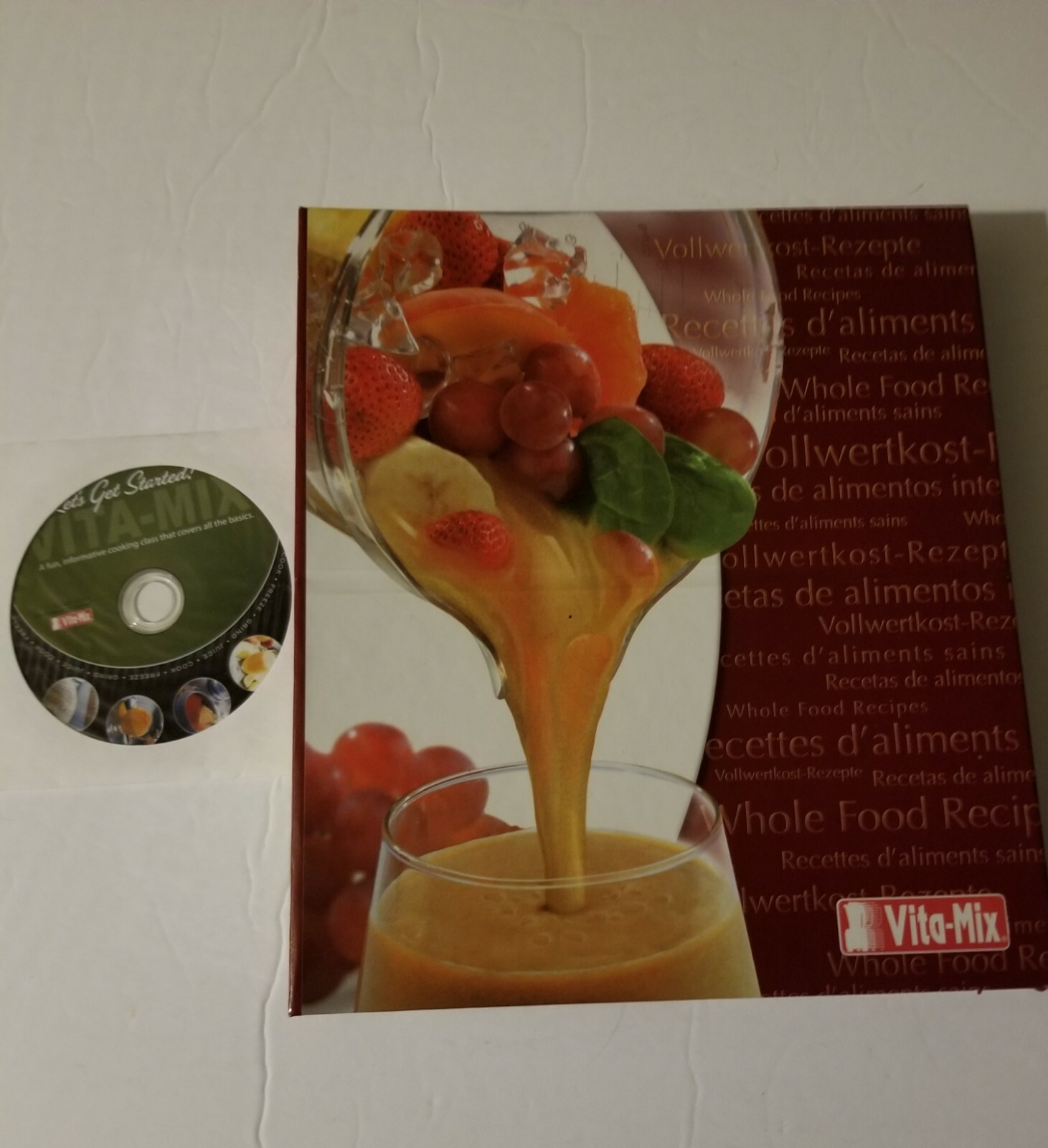 VITA MIX RECIPE BOOK WITH CD.