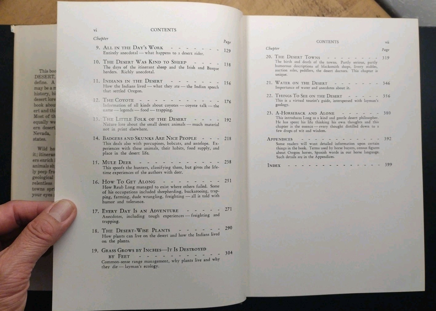 THE OREGON DESERT. E.R. Jackman/R.A. Long. 1969. HCDJ (Scientists & Cowboys)