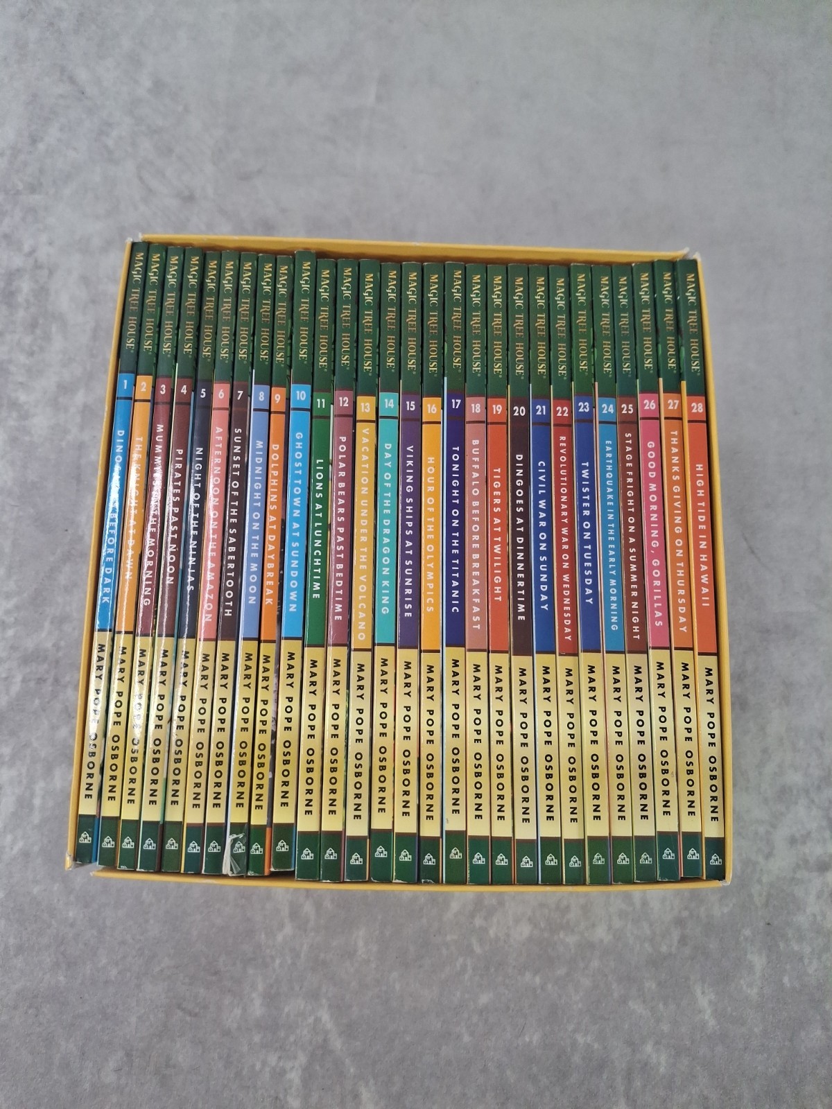 Magic Tree House Books 1-28 Boxed Set