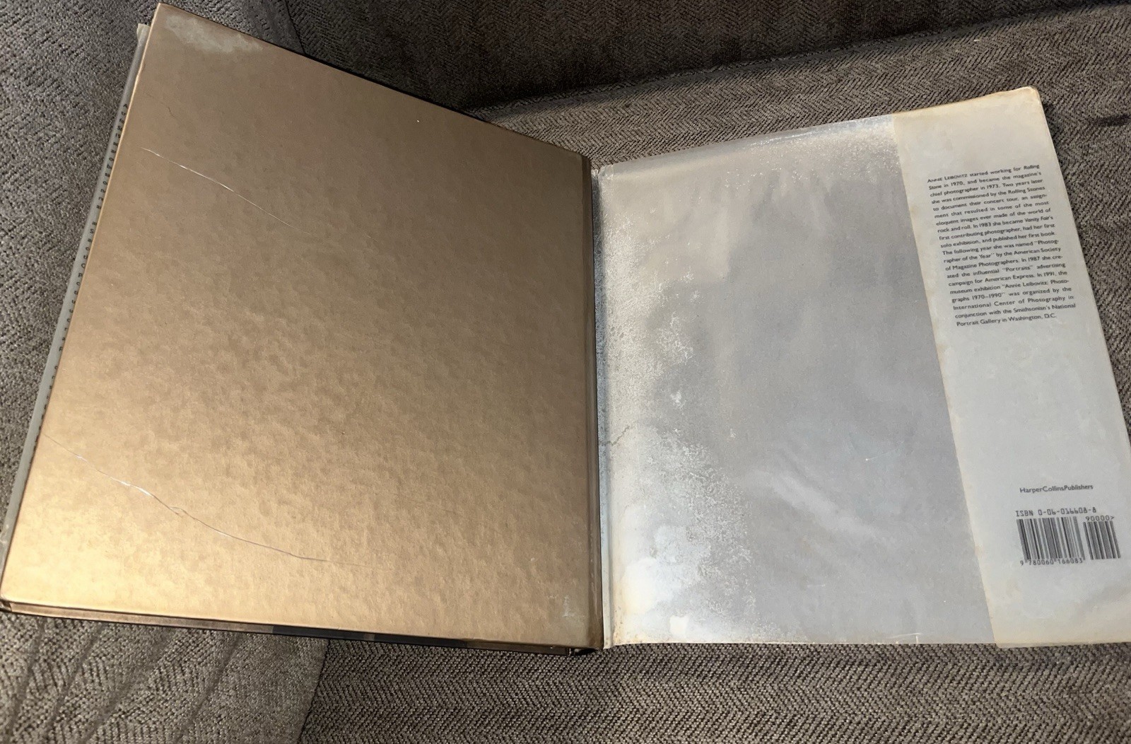Annie Leibovitz Photographs 1970-1990 1st First Edition Hardcover + Dust Jacket