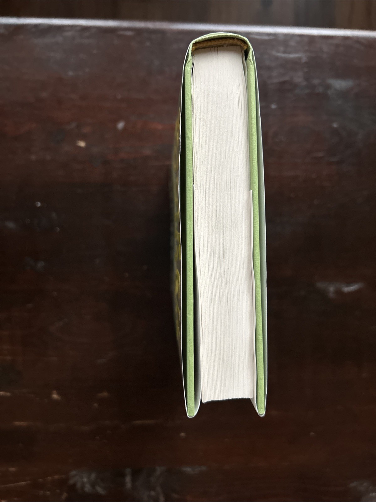 Broken Country (Reese’s Book Club) by Clare Leslie Hall (2025, Hardcover)