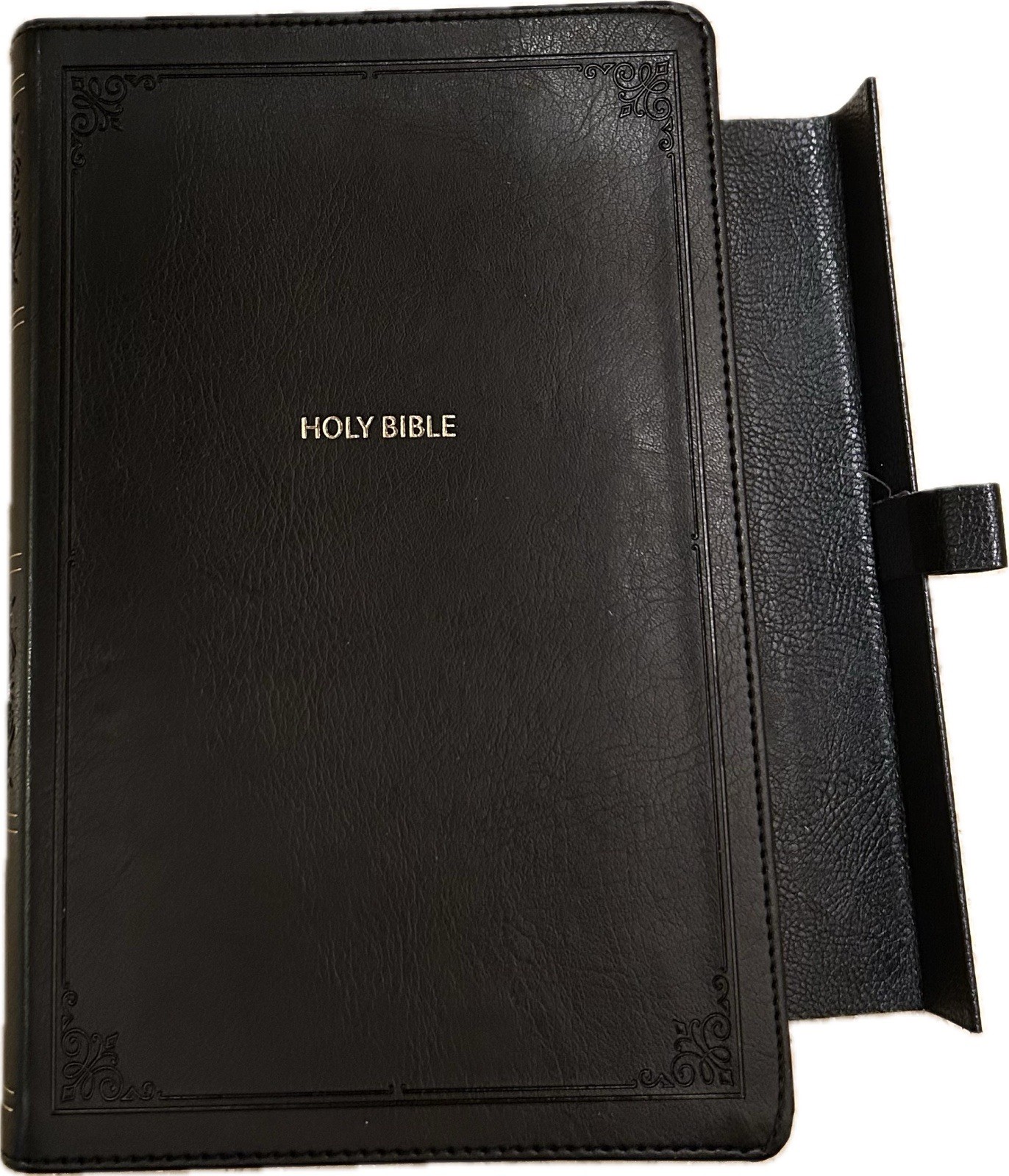 MAGNETIC CLOSURE NKJV LARGE PRINT(10.5pt) Personal Size Black Leathersoft Bible
