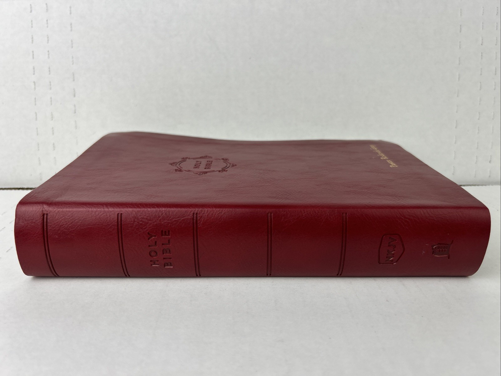 NKJV Holy Bible New King James Version Red Leather-Soft GIANT PRINT Reference