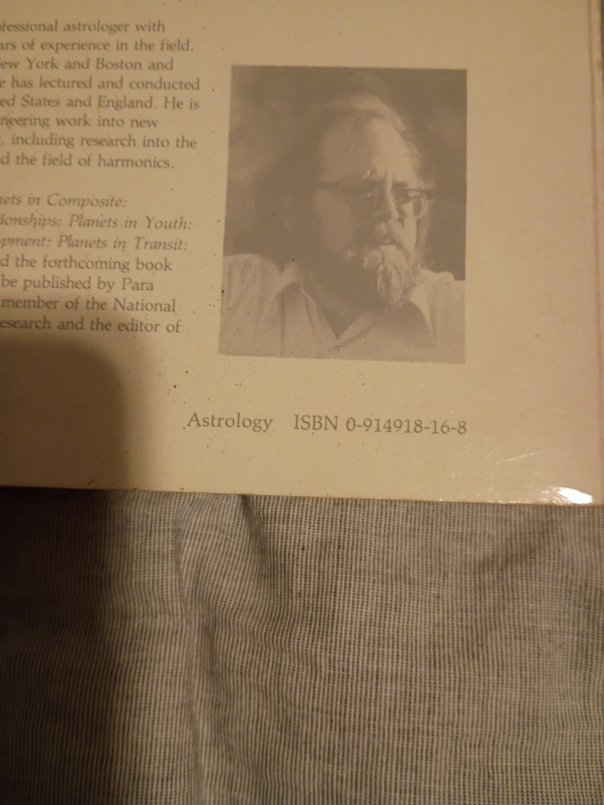Horoscope Symbols, Robert Hand 1981 ISBN: 0914918168 Illustrated Trade PB