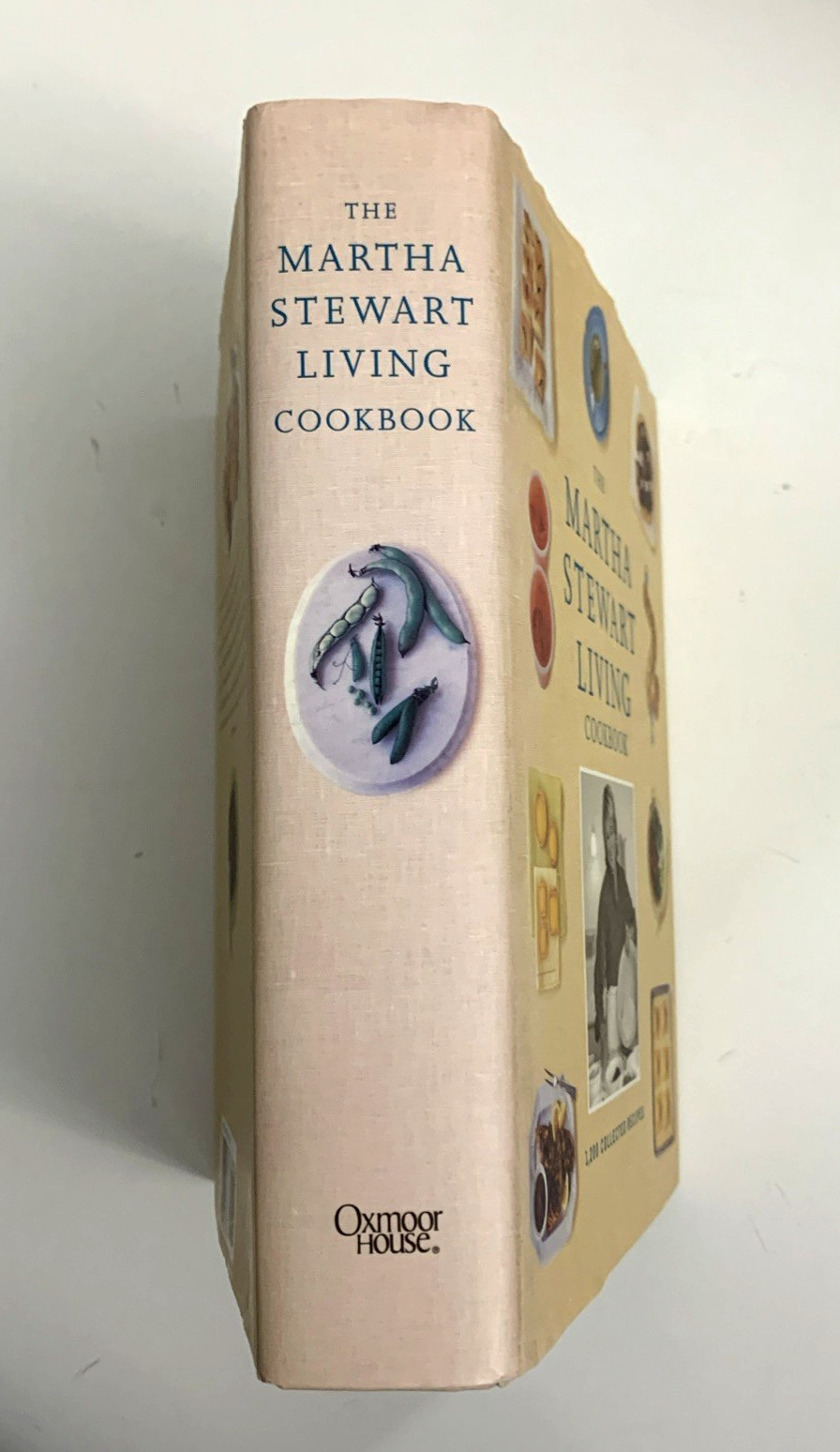 The Martha Stewart Living Cookbook 2000 Hardcover w/ Dust Jacket 592 Pages
