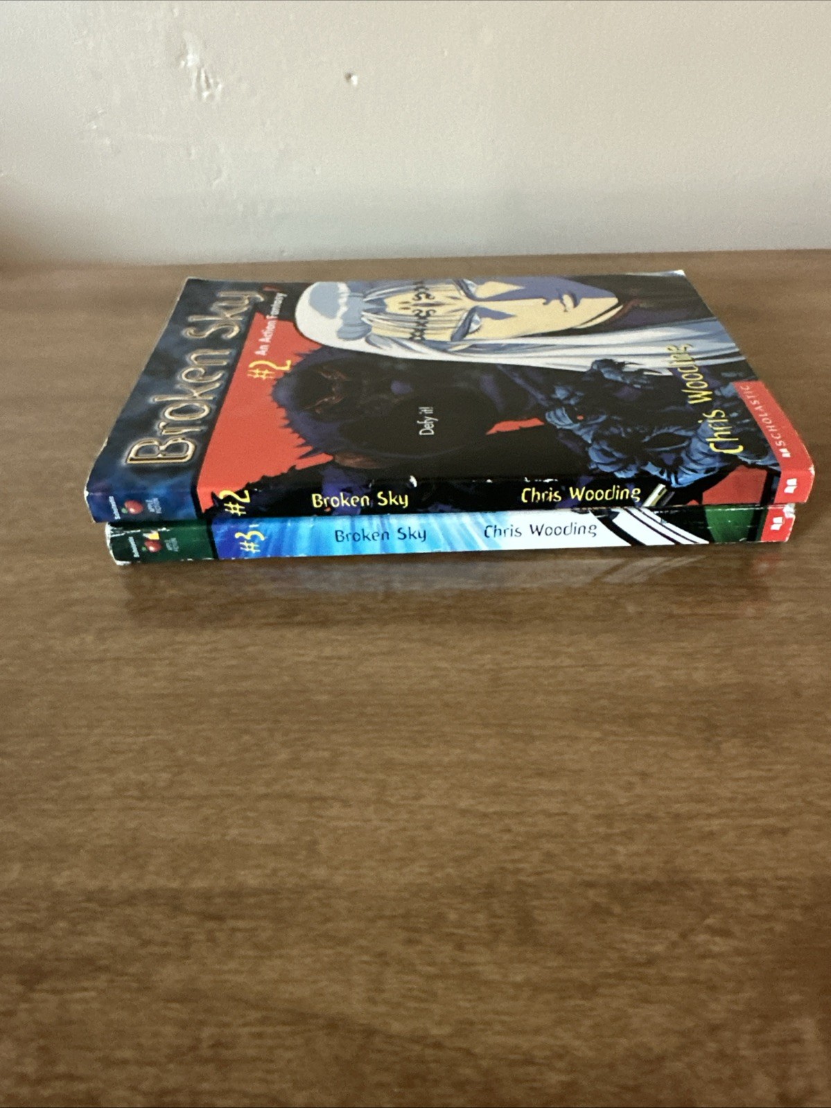Lot Of 2 Broken Sky Series Books Chris Wooding An Action Fantasy #2&3 Scholastic