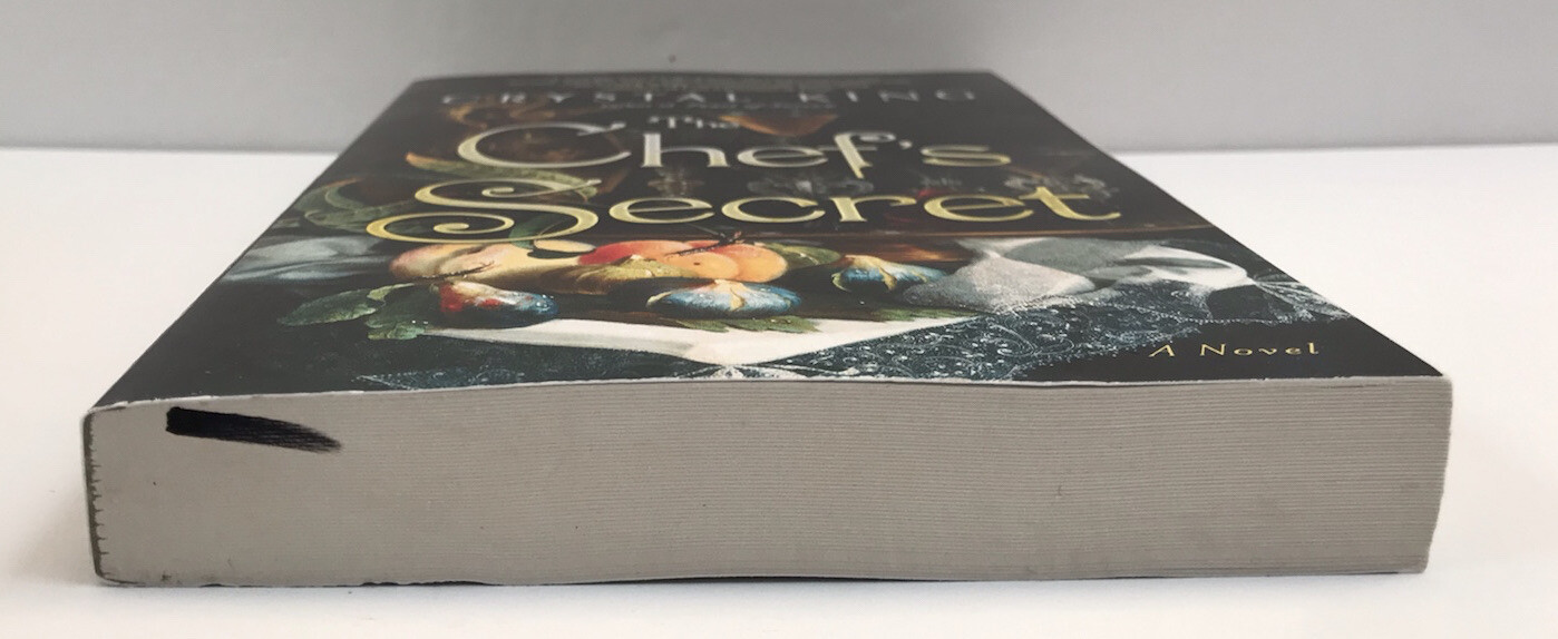 THE CHEF’S SECRET Book by Crystal King First Edition Atria Paperback New