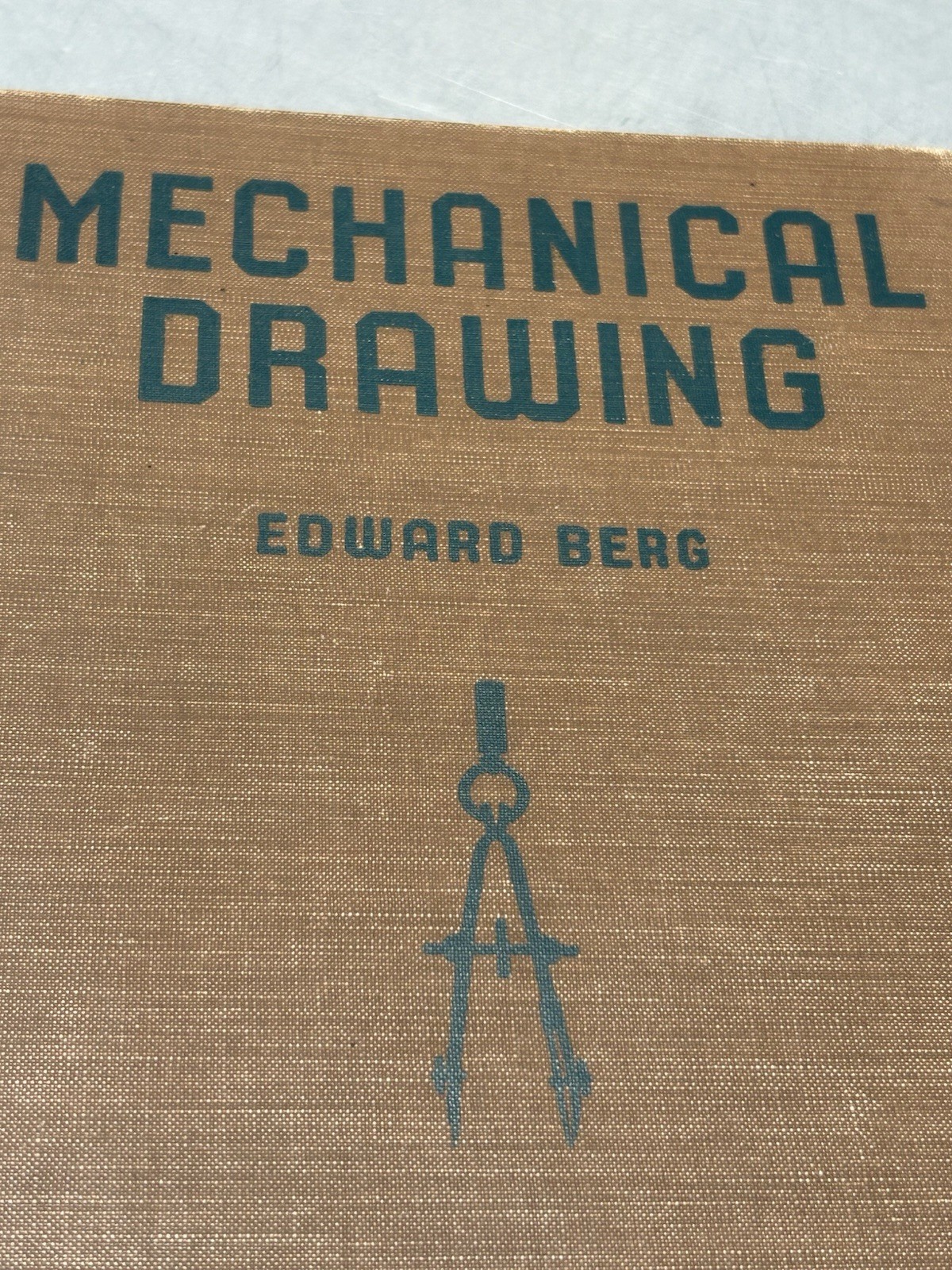 Mechanical Drawing Text Book by Edward Berg Sixth Printing 1950