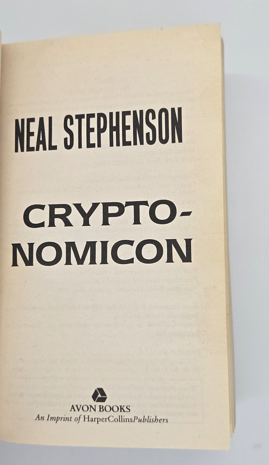 Cryptonomicon Neal Stephenson 2002 Avon PB