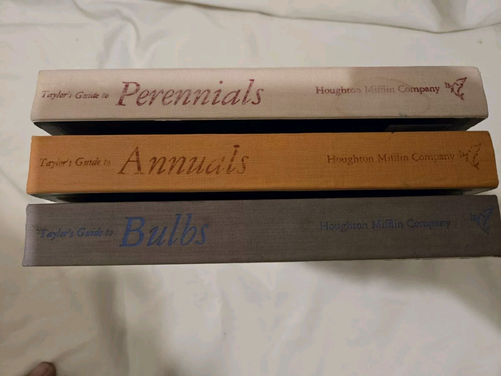 Taylor’s Guides to Gardening: Annuals, Bulbs,Perennials First Editions Softcover