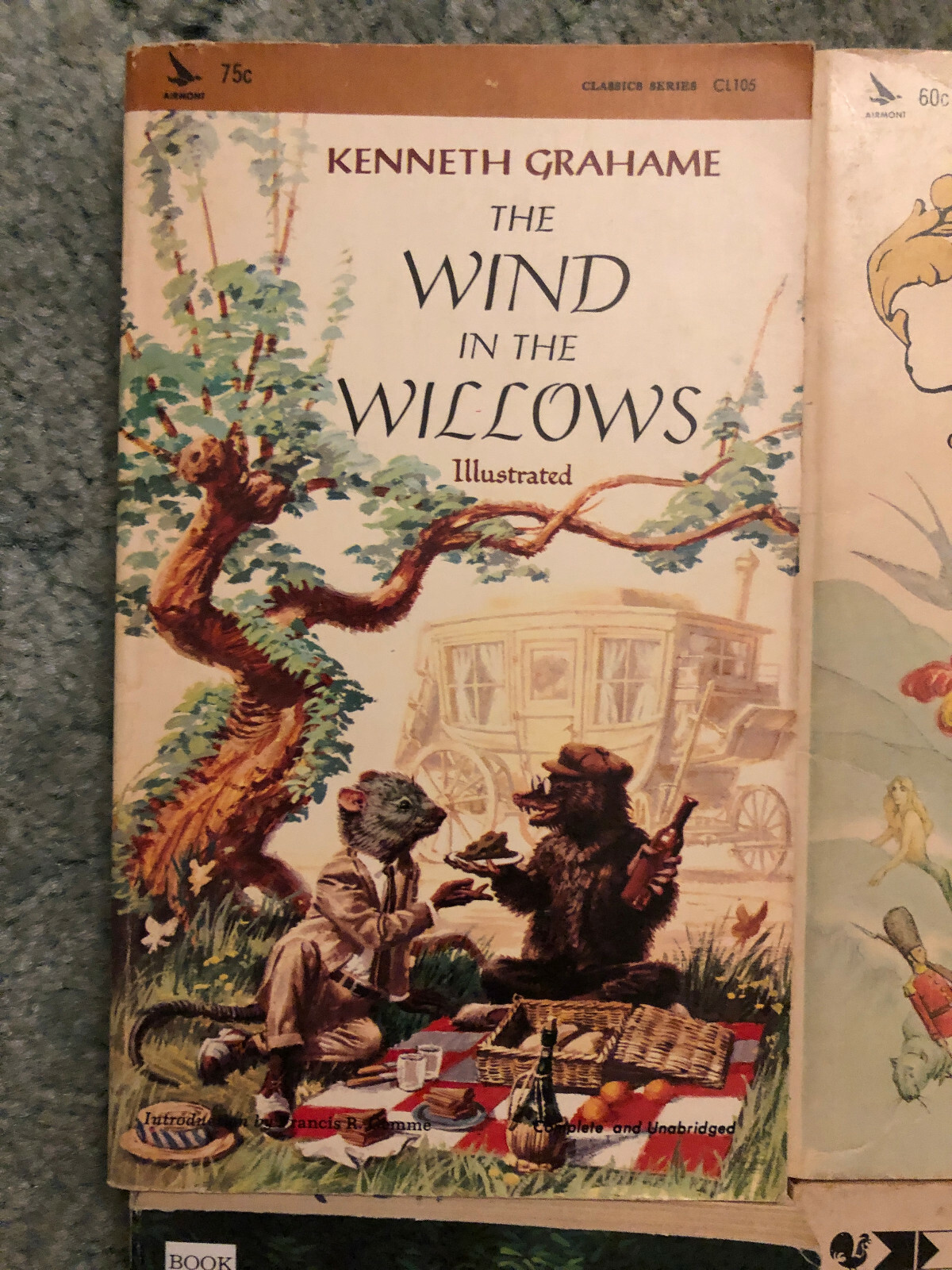 Childrens novels, lot of 9, Alice in Wonderland, Wizard of Oz, Seedfolks