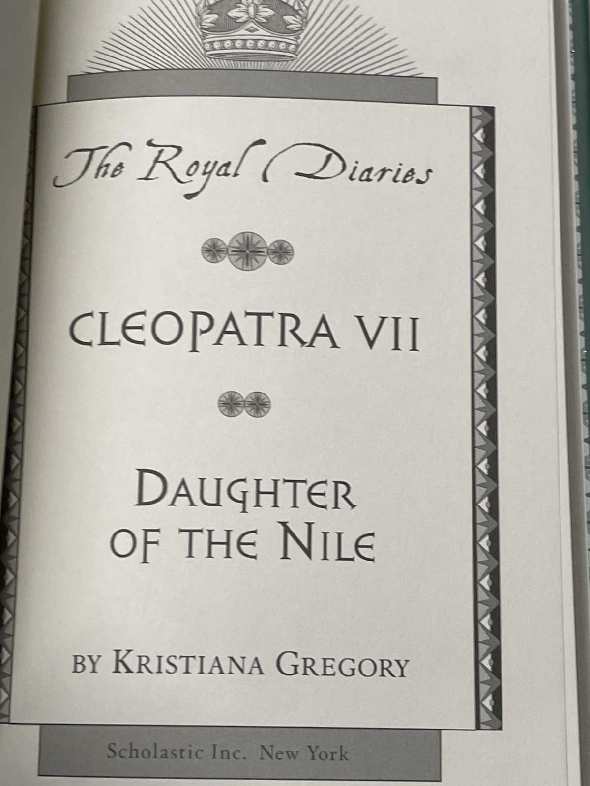 BOXED SET 4 Royal Diaries Elizabeth I Marie Antoinette Isabel Cleopatra HC Books