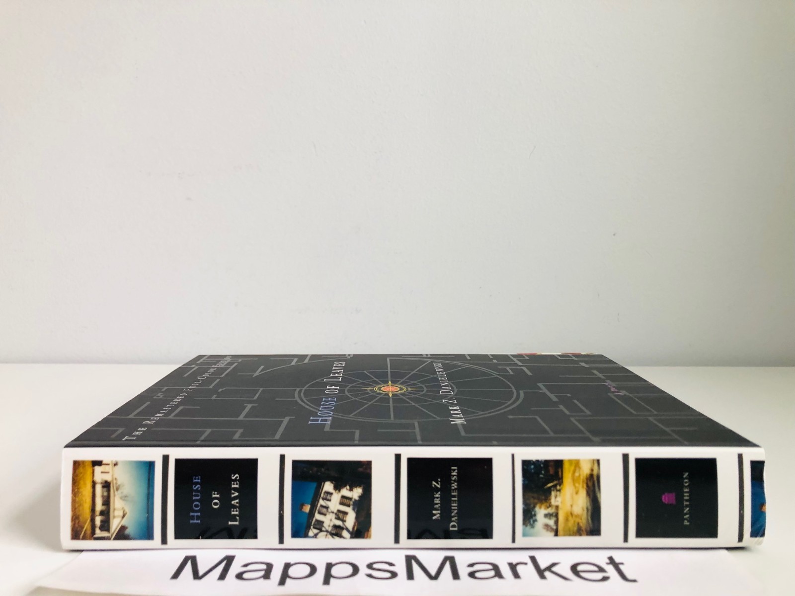 SIGNED House of Leaves (Remastered Full-Color Edition) by Mark Z. Danielewski PB