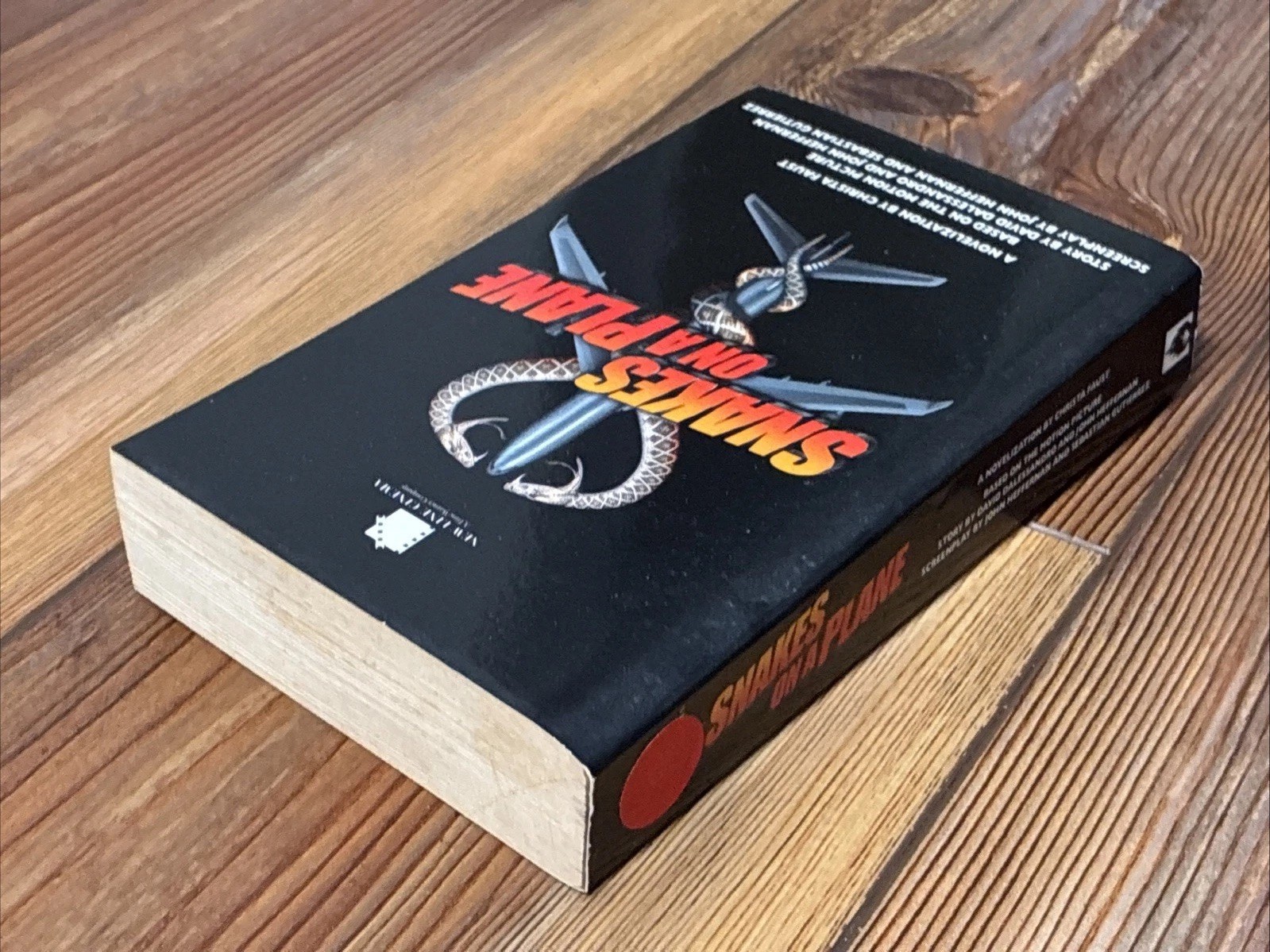 Snakes on a Plane | Christa Faust | New Line Cinema | Paperback Novel