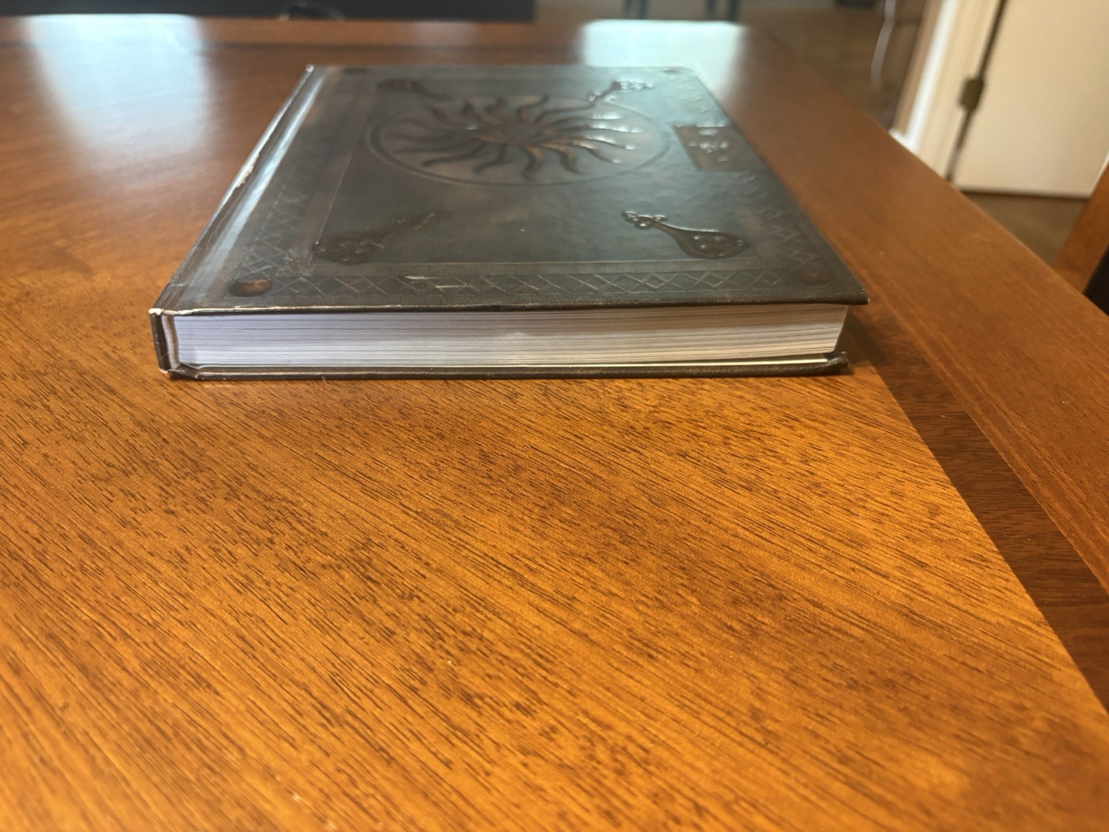 Dragon Age II Collector’s Edition Hardback Official Strategy Game Guide