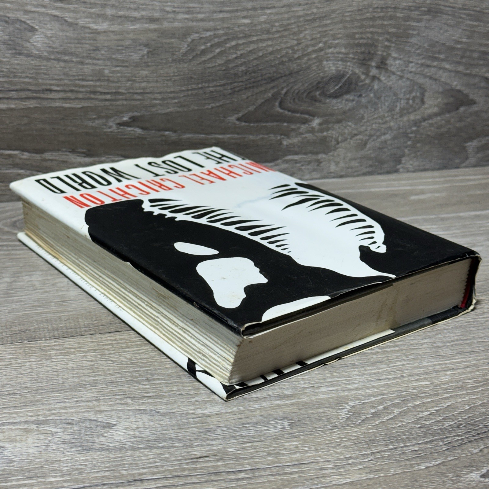 The Lost World by Michael Crichton 1995 HC DJ 1st Edition & First Trade Edition