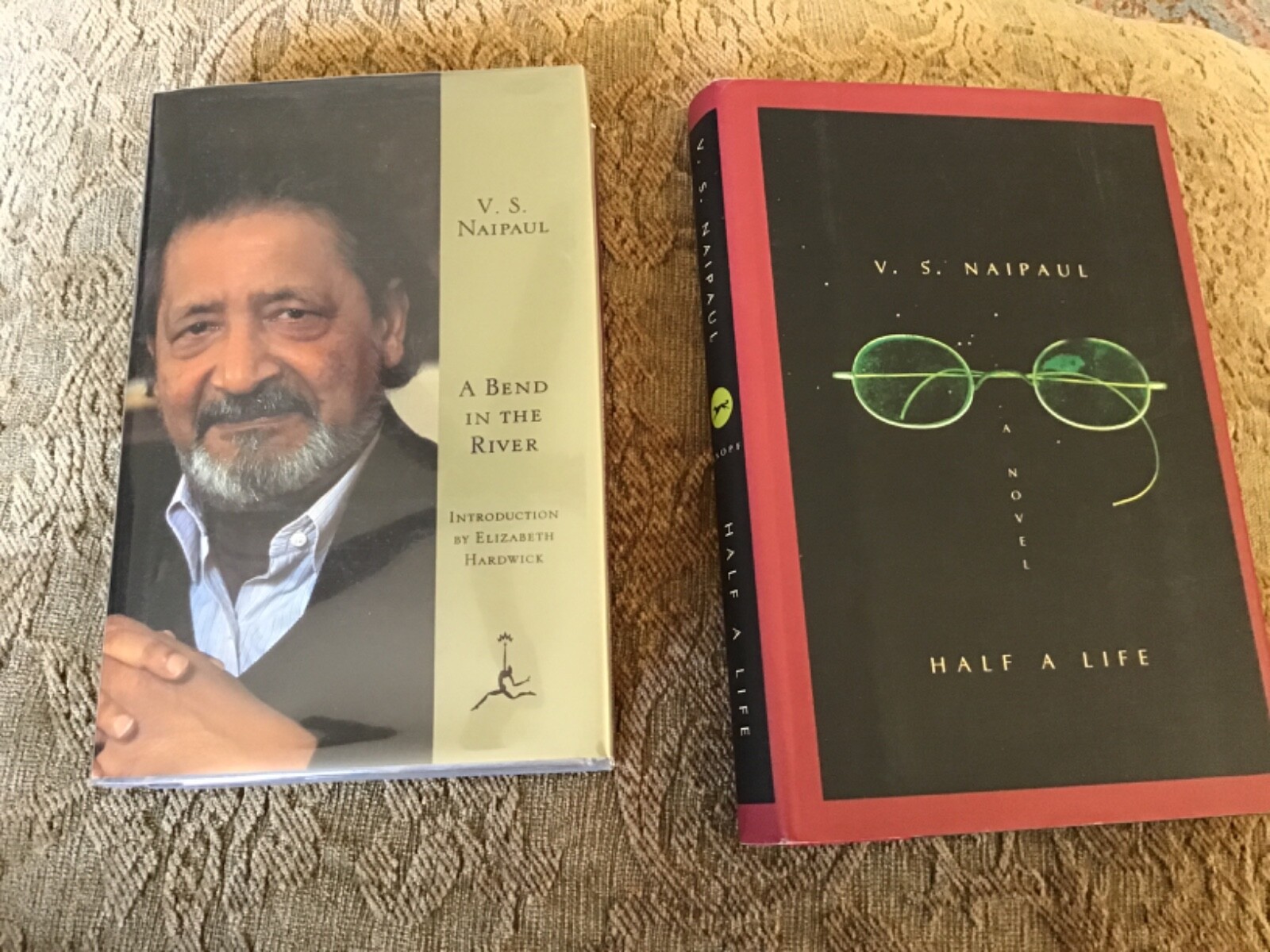 V.S. Naipaul Lot of 6: Bend, House, Half a Life, Mystic, Guerrillas, Among VG/G
