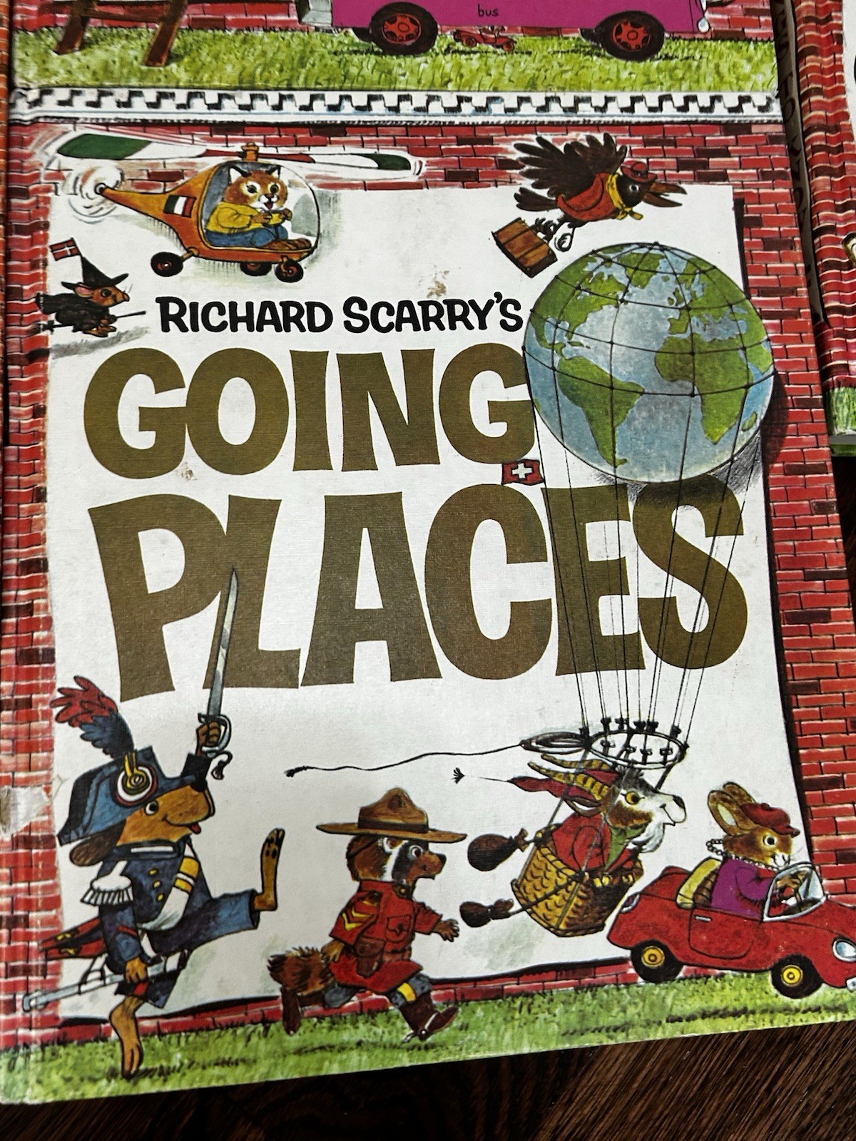 Richard Scarry Look & Learn Library Box Set Hardcover Illustrated Education ABCs