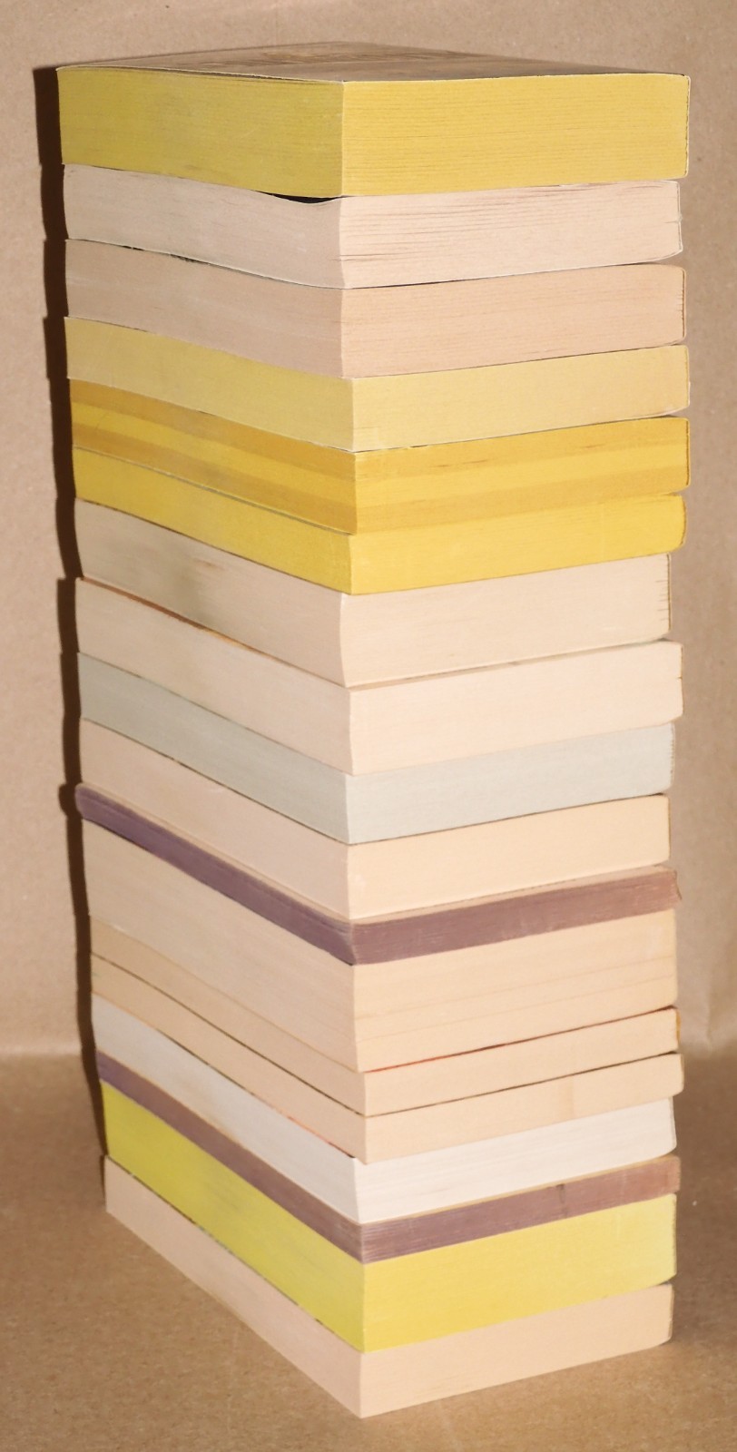 LOT 18 Assorted SCI-FI Novels & Short Story PBs 1960s – 2004 in VG/NM! #1S