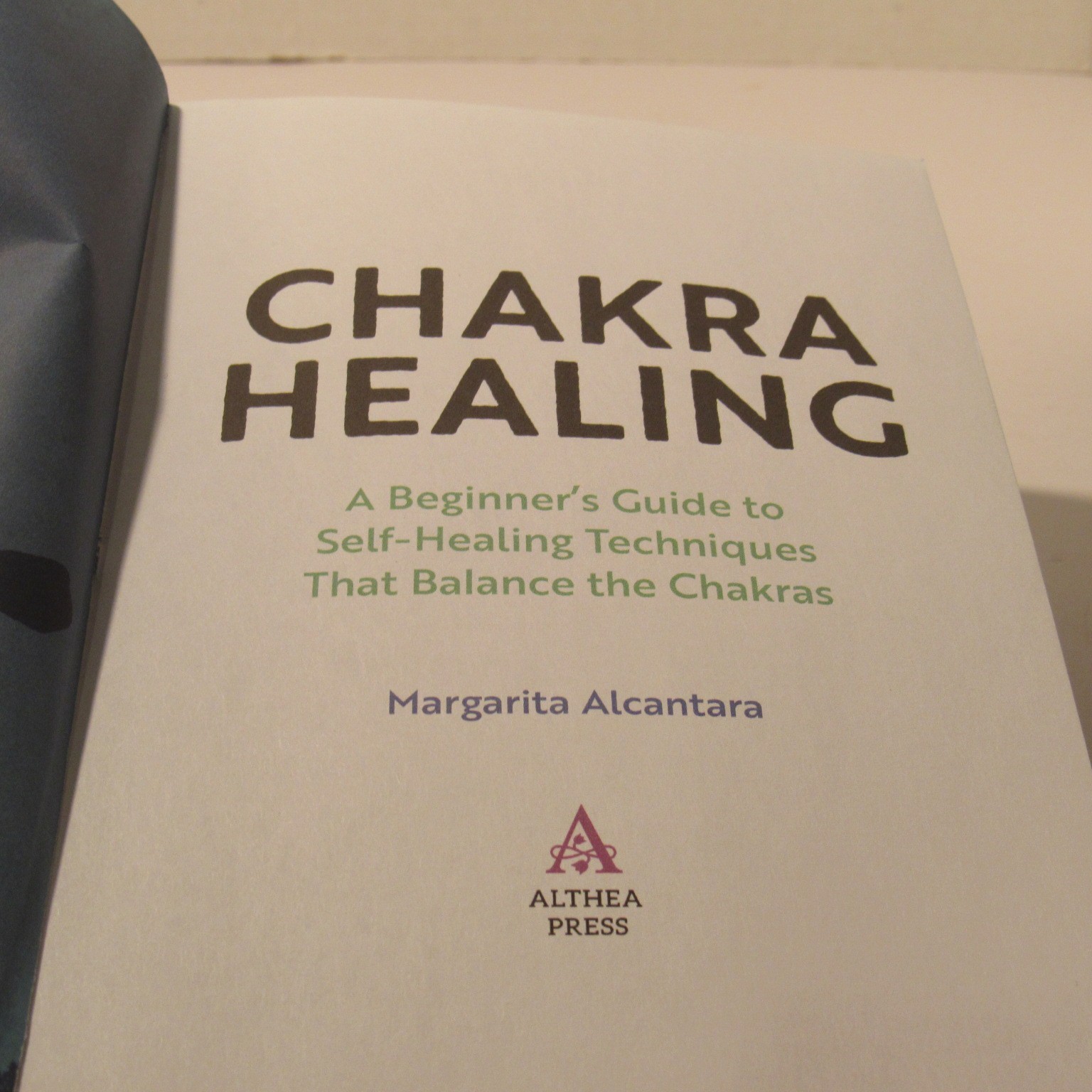 Margarita Alcantara CHAKRA HEALING A Beginner’s Guide… (Paperback-2017)