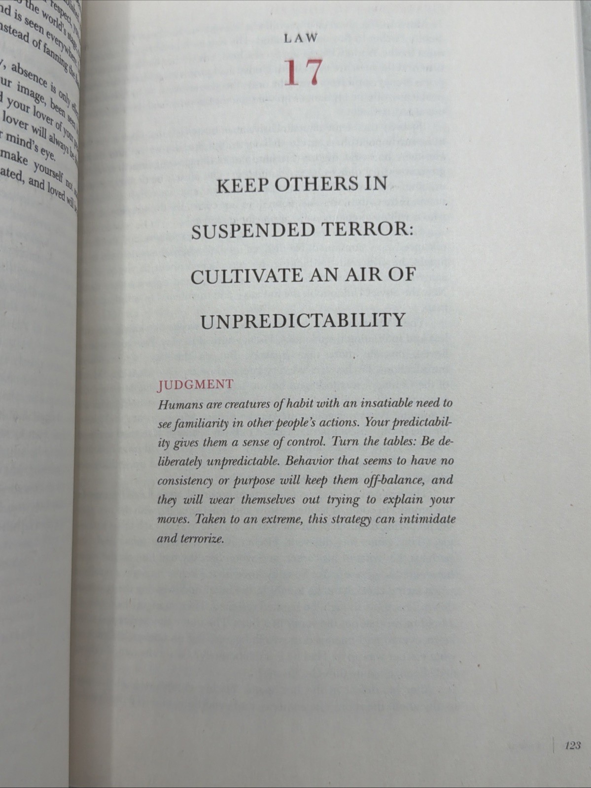 The 48 Laws of Power (The Robert Greene Collection) – Paperback – GOOD CUSTOM