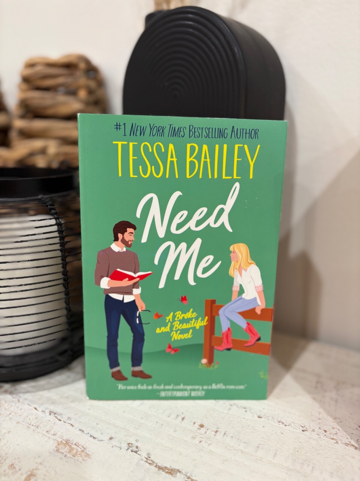 Laura Dave, Elle Kennedy, Tessa Bailey, Carley Fortune, Ava Wilder Romance Novel
