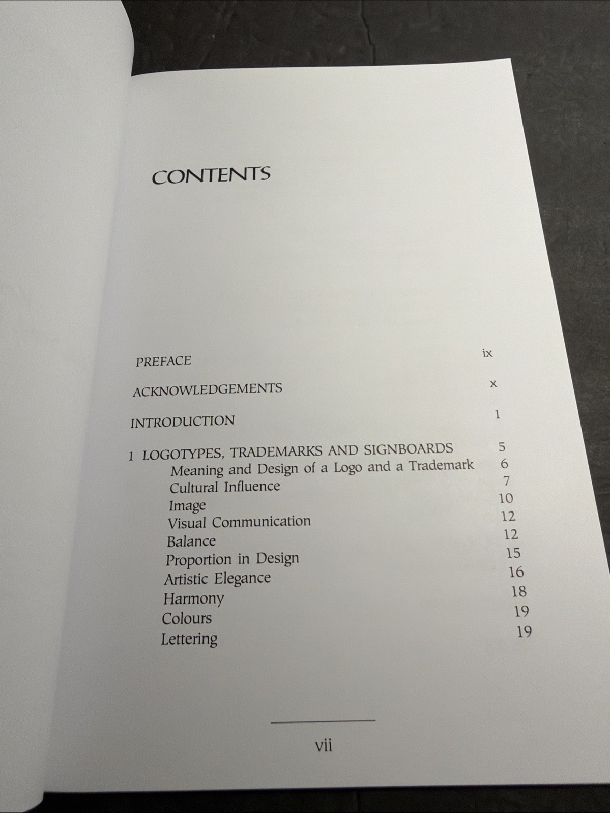 Design And Feng Shui Logos Trademarks And Signboards Evelyn Lip Paperback 1995