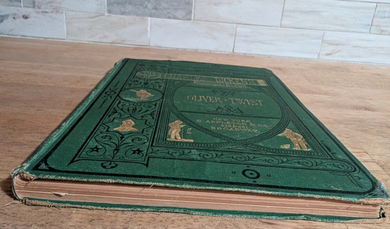 Charles Dickens Oliver Twist Household Edition circa 1870s HC Book D. Appleton