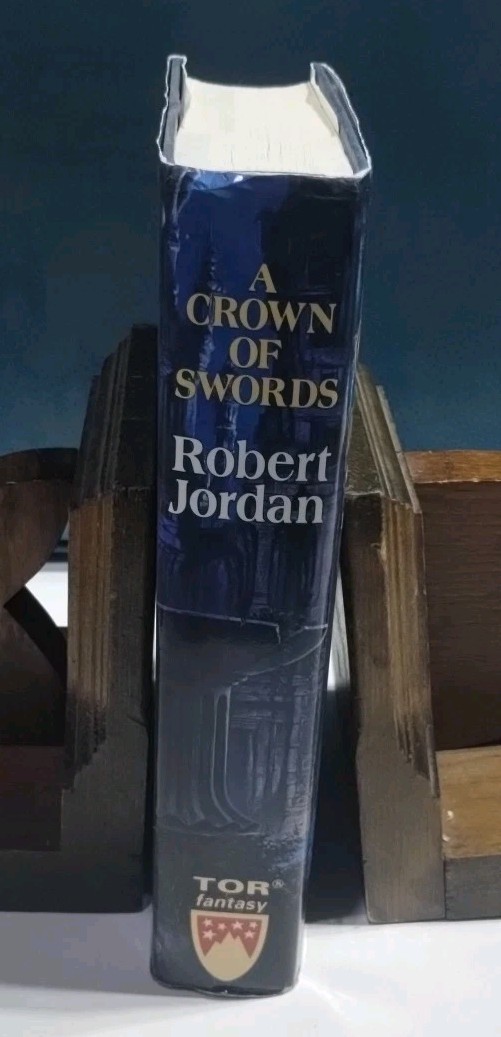 Wheel of Time 7 A Crown of Swords Hardcover First 1st Edition Robert Jordan
