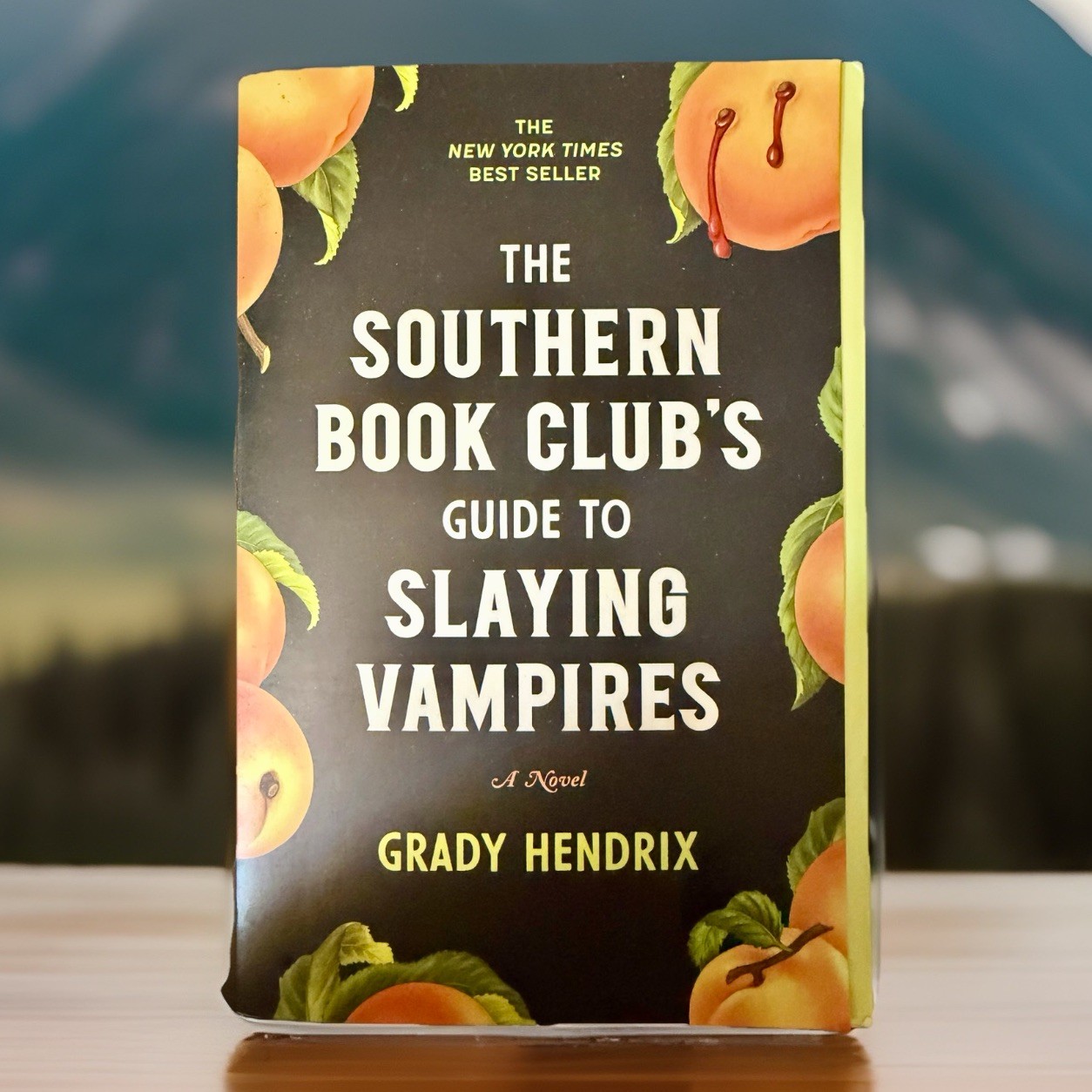 The Southern Book Club’s Guide to Slaying Vampires by Grady Hendrix – Trade PBK