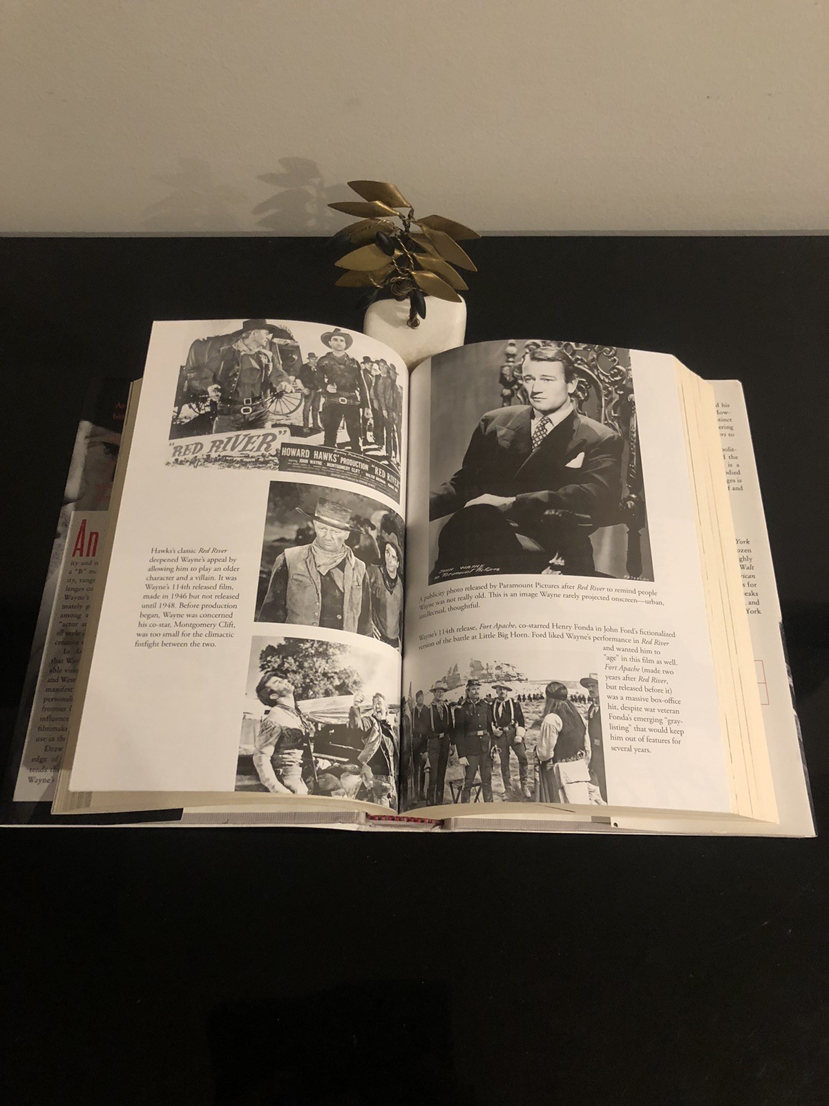 American Titan Searching For John Wayne Marc Eliot Dey St US 2014 First Ed/F.Pr.