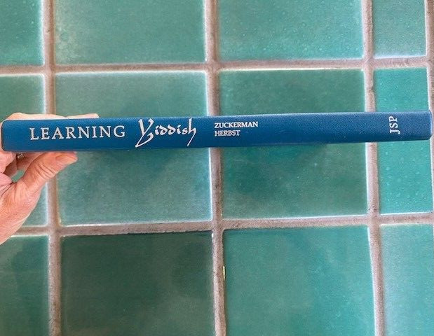 Learning Yiddish in Easy Stages Marvin Zuckerman & Marion Herbst 1984 HC