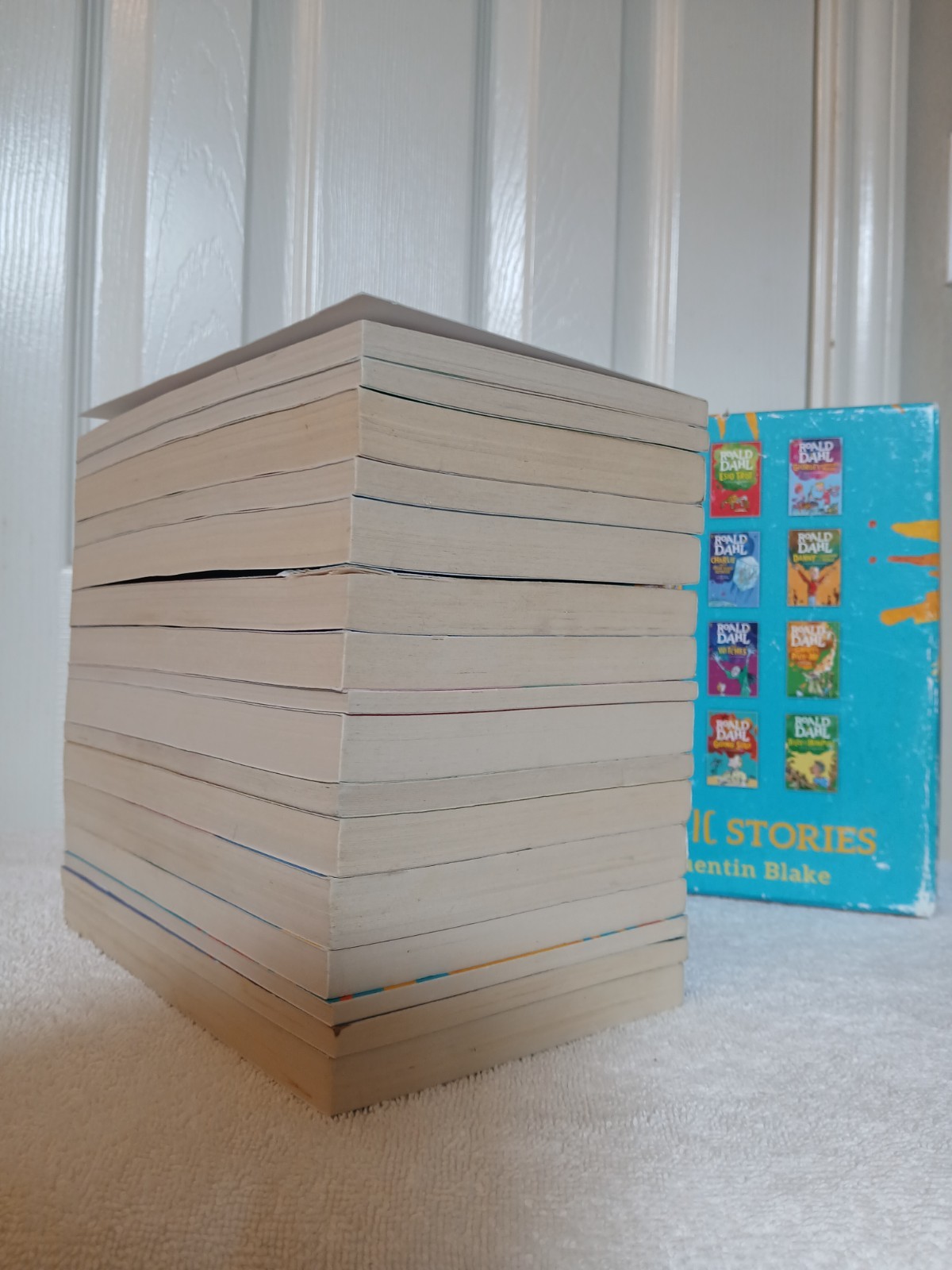 Roald Dahl Collection 16 Books Box Set – VG Books in GOOD Box