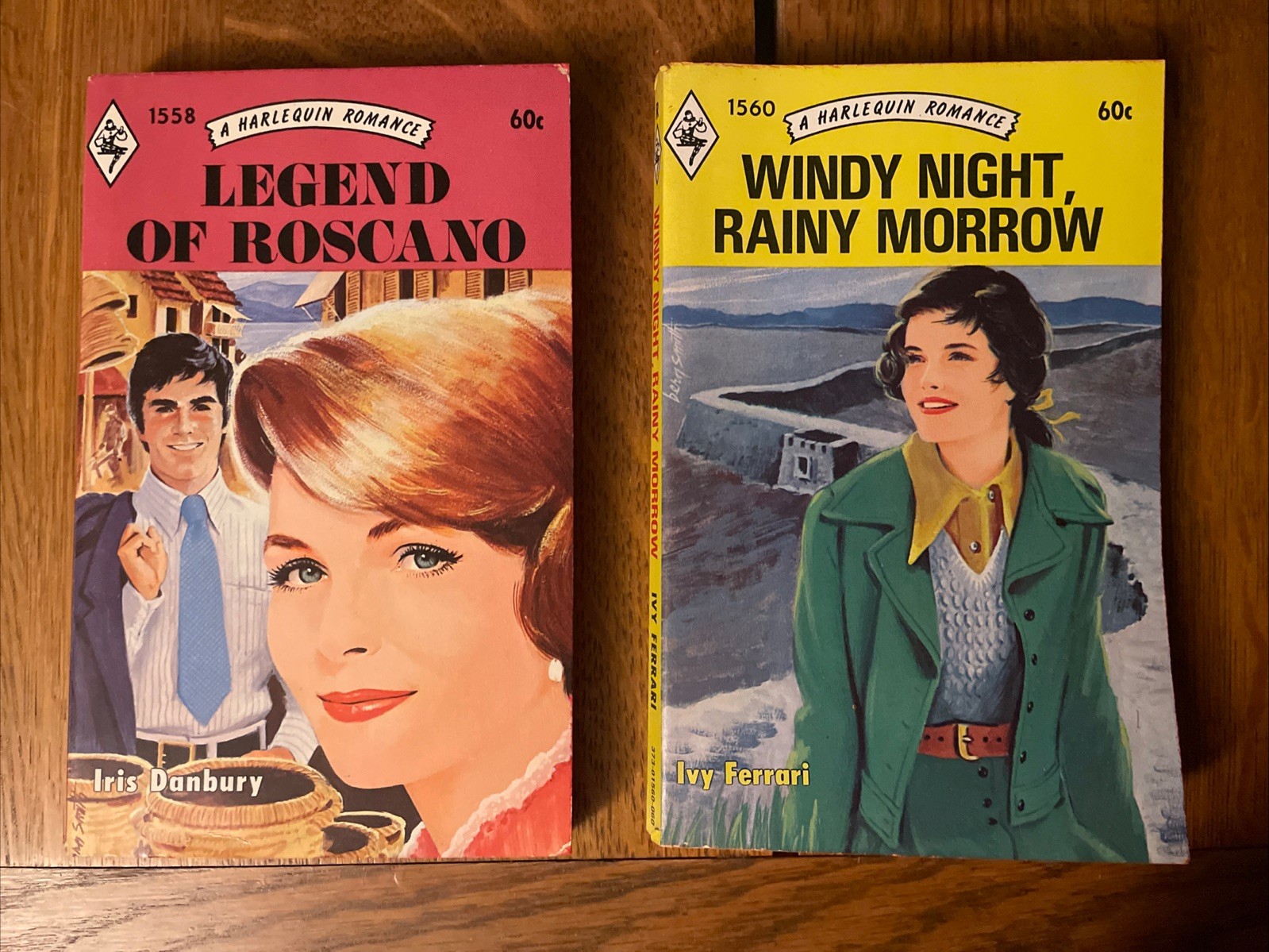 Harlequin Romance Lot: 15 Pbks From 1972-73 Anne Mather, Rachel Lindsay, More