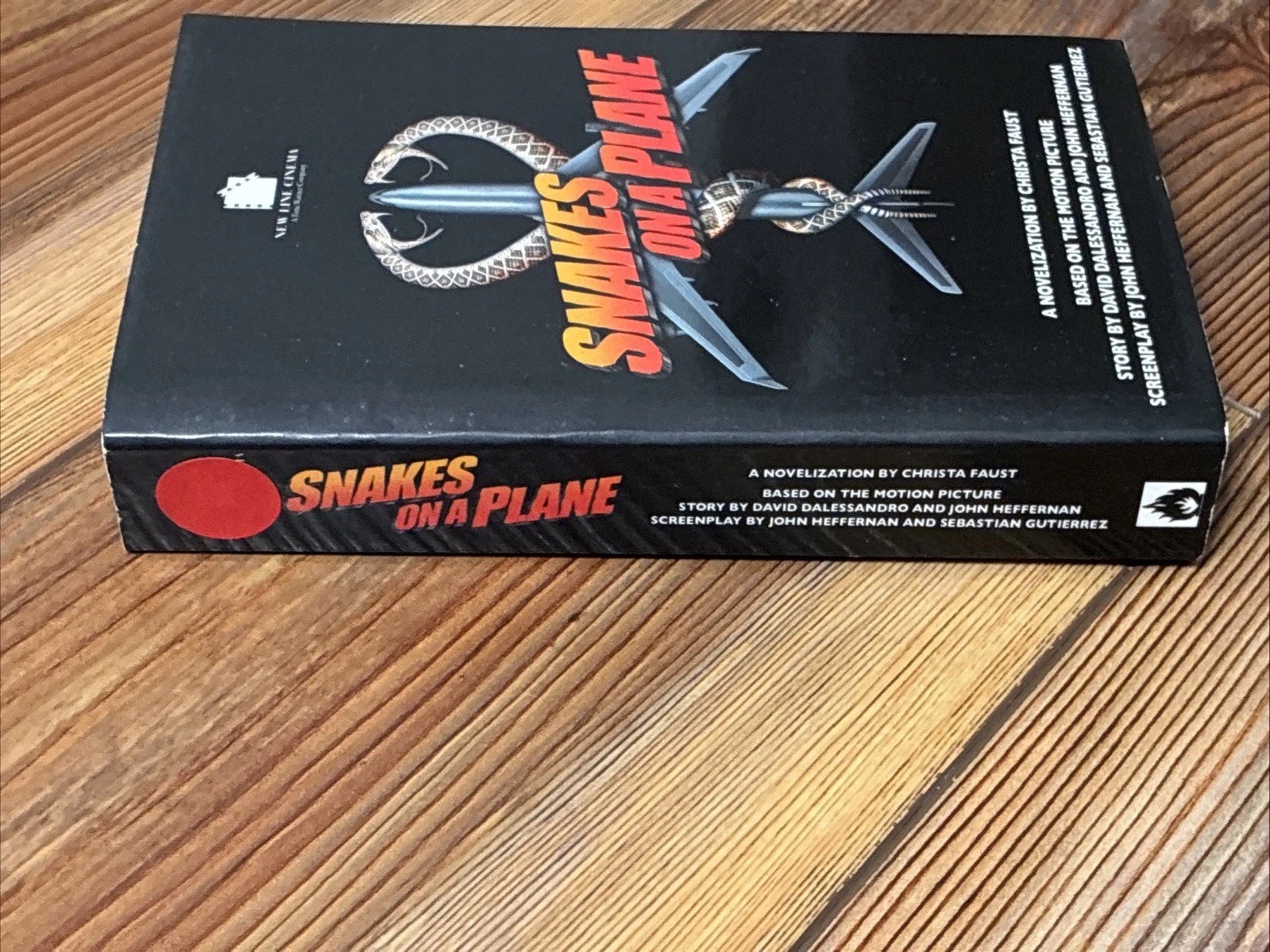 Snakes on a Plane | Christa Faust | New Line Cinema | Paperback Novel