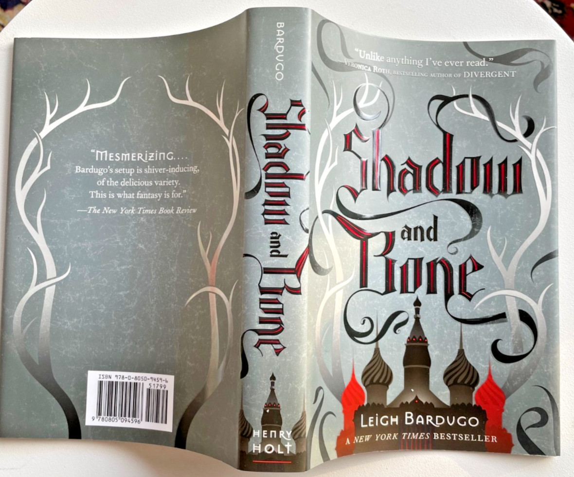 Shadow and Bone First Edition 6th Printing Leigh Bardugo Hardcover Grisha, VG