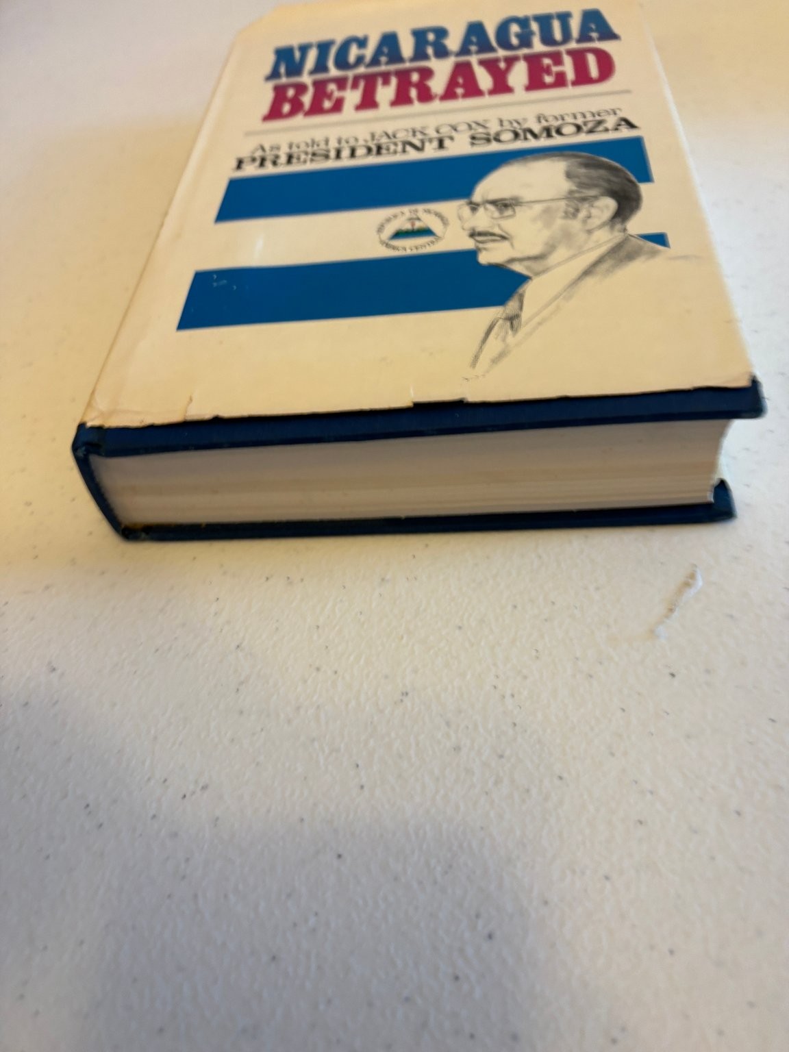 Nicaragua Betrayed Somoza Cox 1980 Western Islands Political History HC