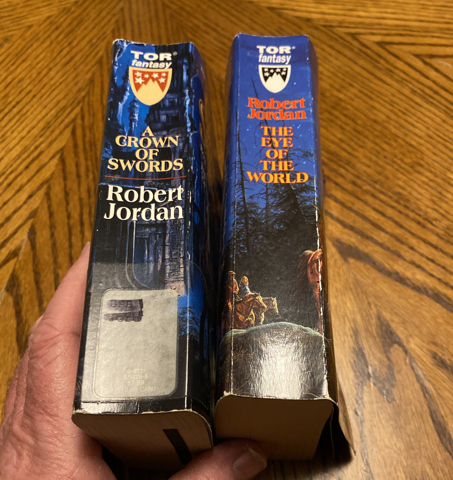 The Eye of the World (The Wheel of Time, Book 1 And 7 Paperback~Jordan, Robert