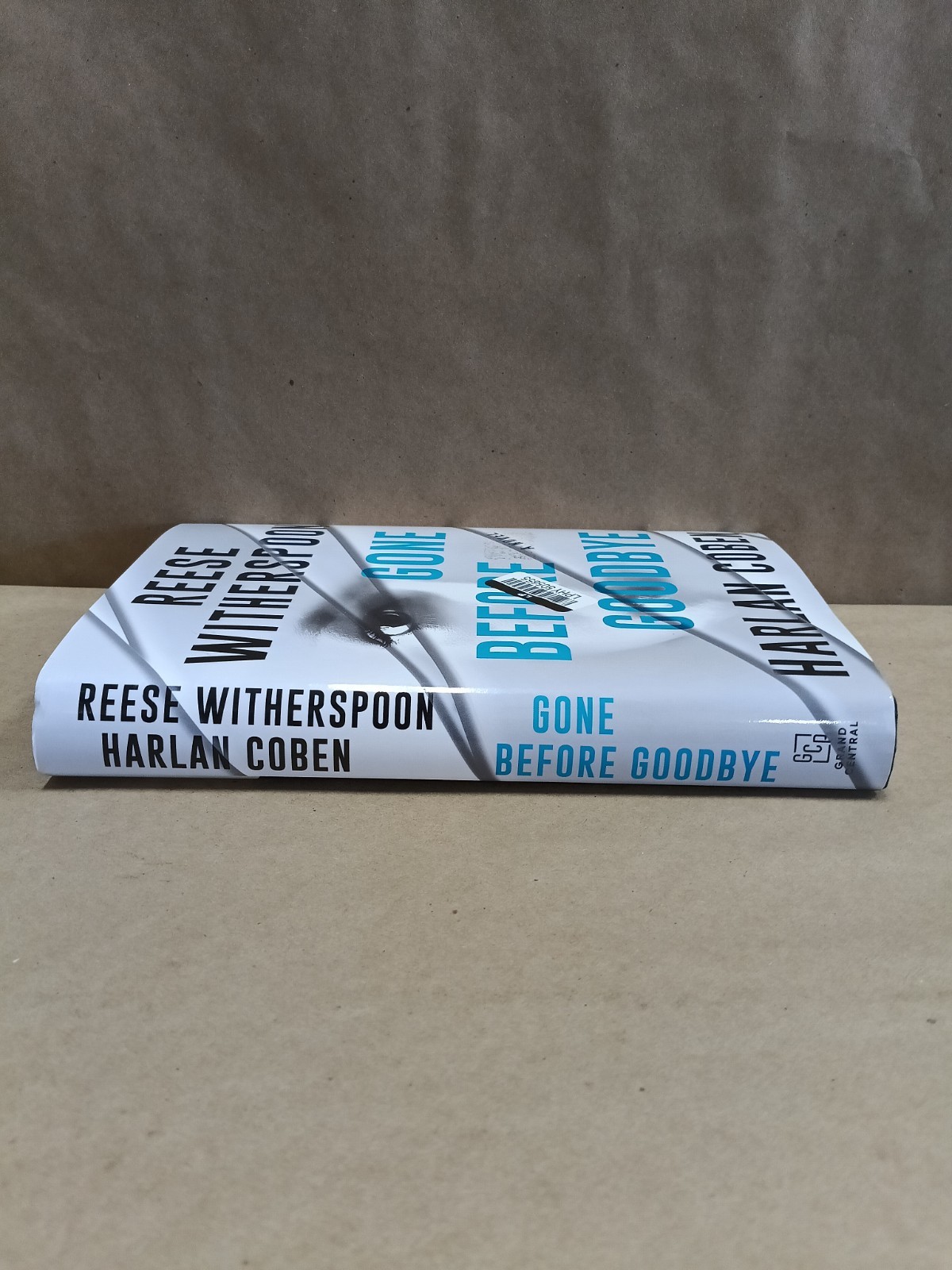 Reese Witherspoon – GONE BEFORE GOODBYE Hardcover SEE DESCRIPTION