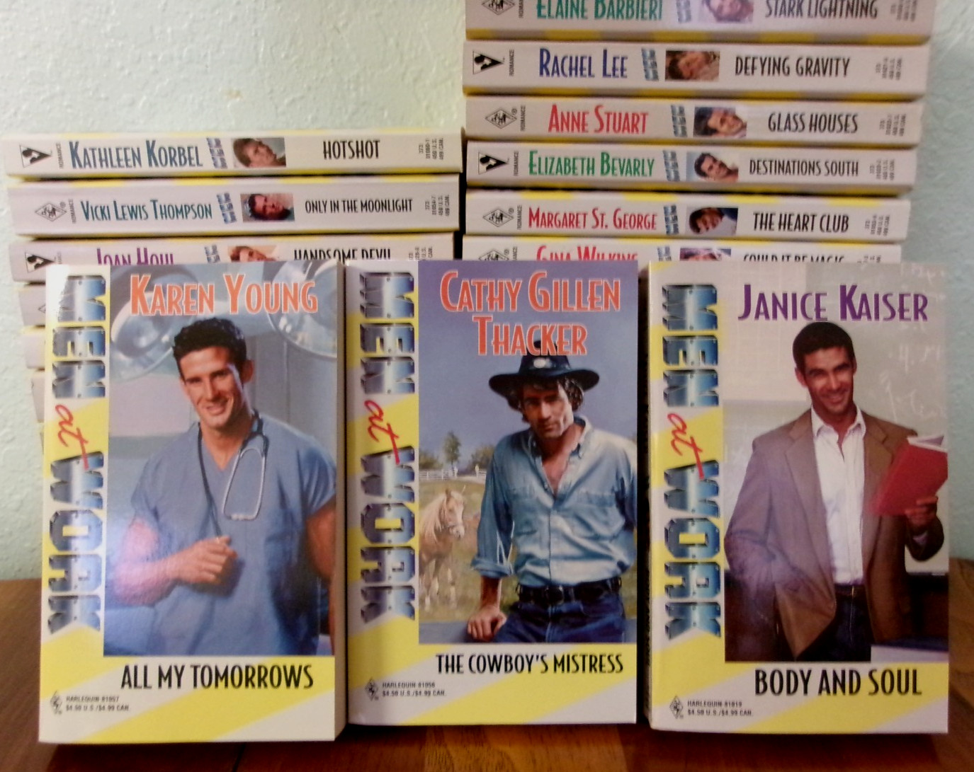 31 Harlequin ‚Men At Work‘ Series Romance Novels Paperback Books 80’s/90s