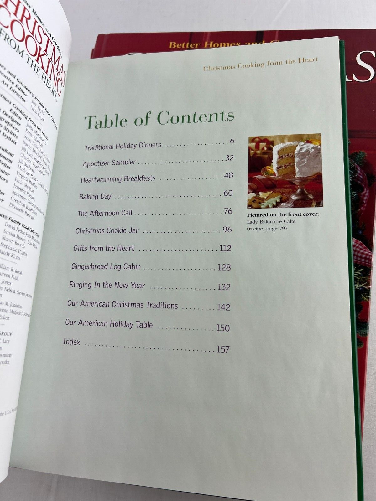 Lot Of 4 Better Homes and Gardens Hardcovers ChristmasTheme Crafts and Cookbook