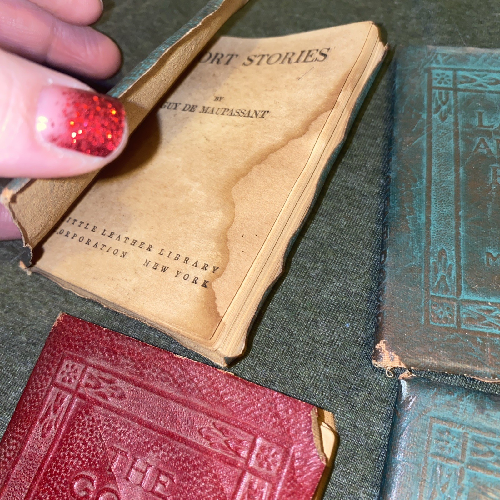 Lot Of 6 Little Leather Library Book Vintage Classics Poe Fitzgerald Tennyson