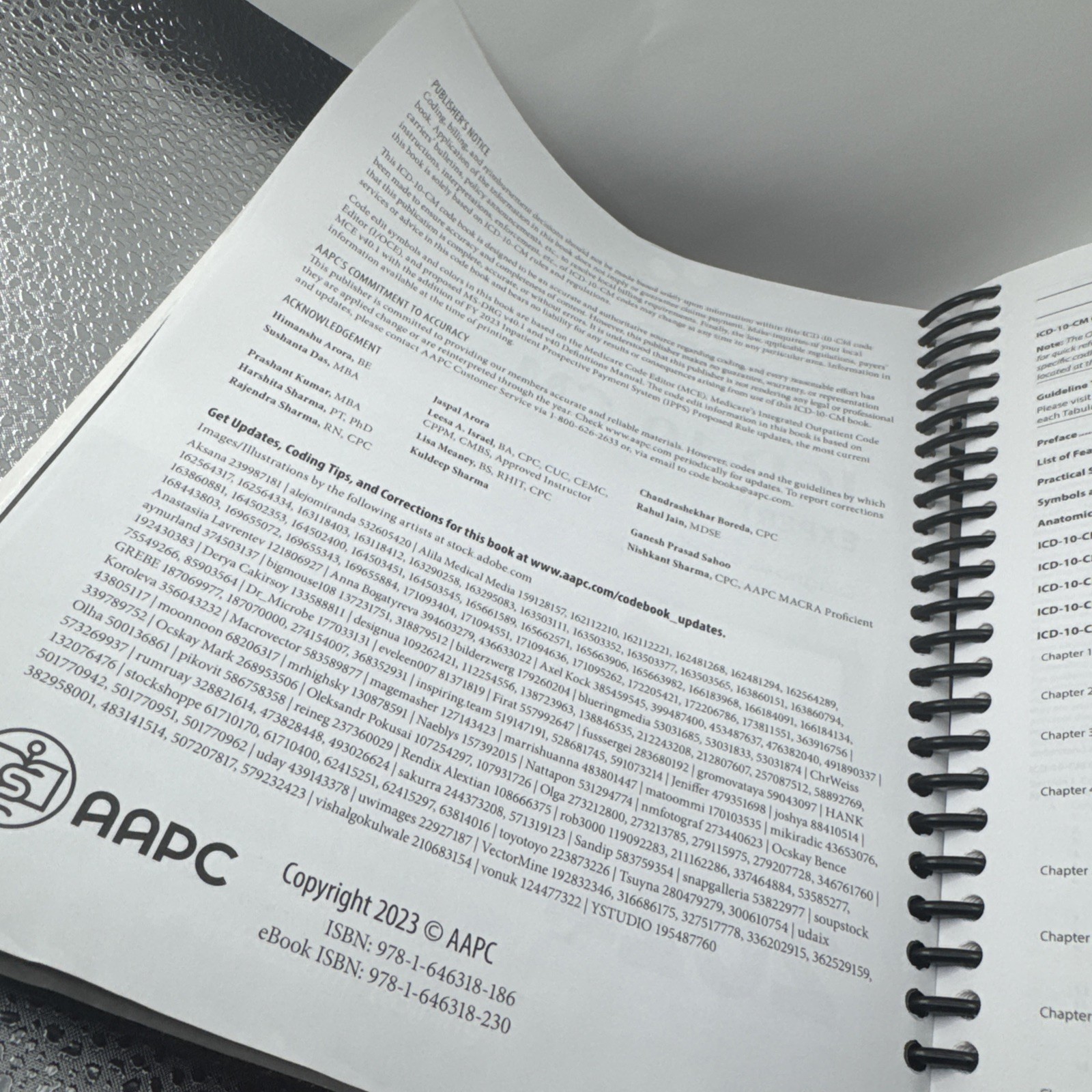 ICD-10-CM 2024 The Complete Official Codebook with Guidelines