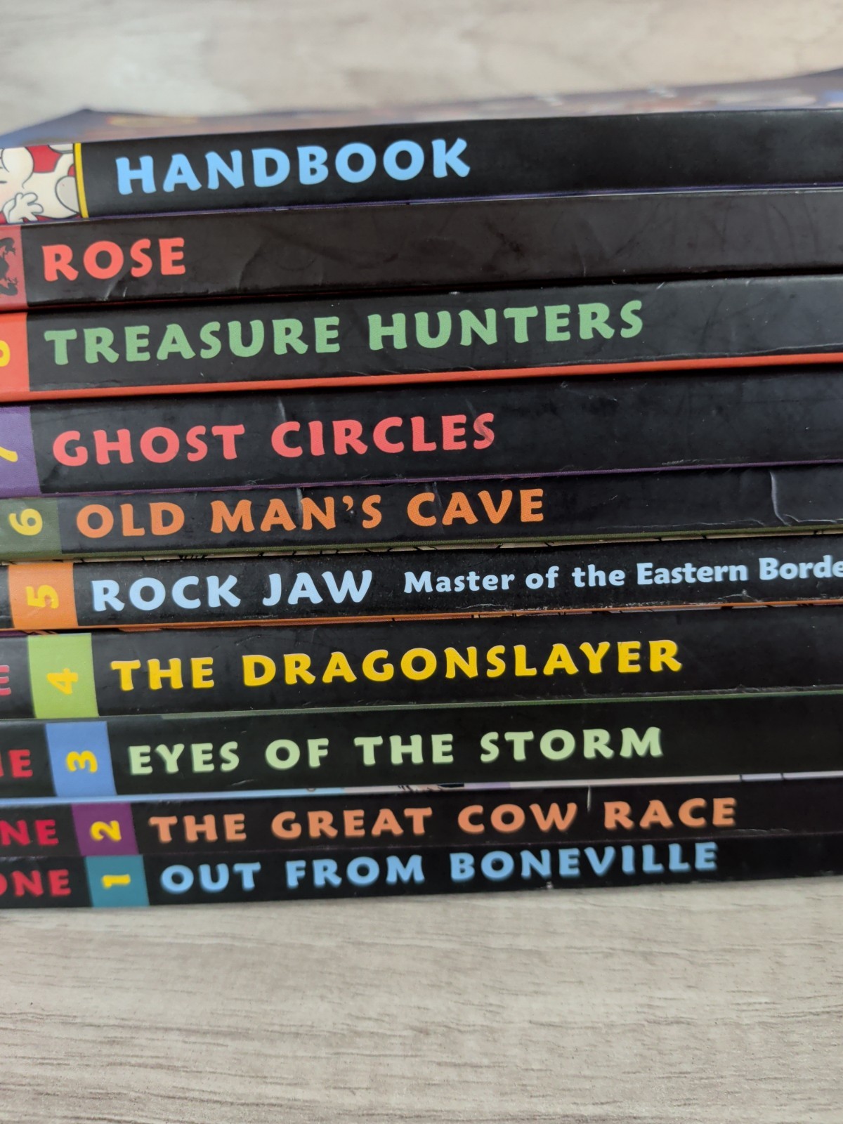 Lot of 10 BONE Graphic Novel Series by Jeff Smith Complete 1-8 & Rose Handbook