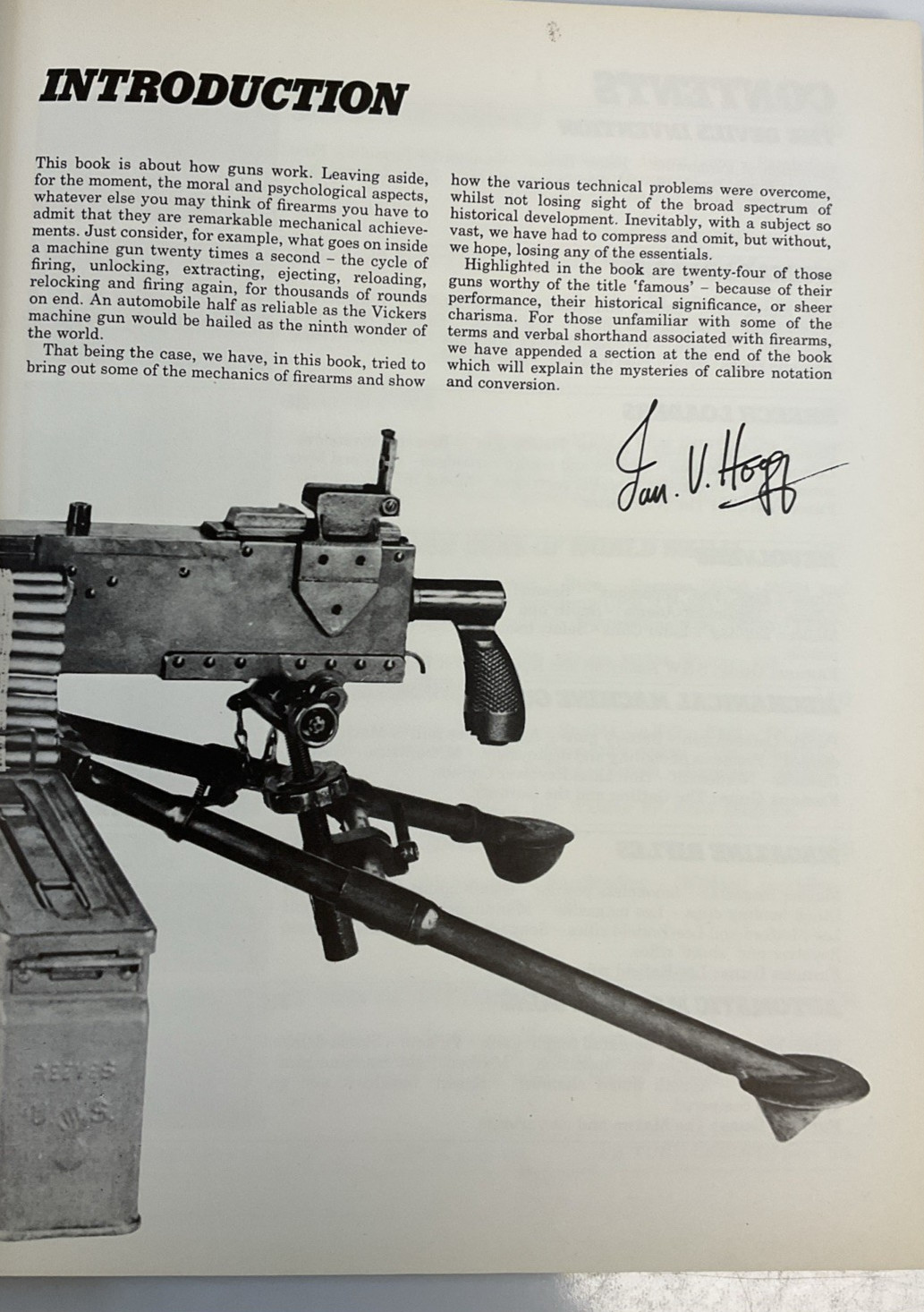 Guns and How They Work by Ian V. Hogg 1984 Chartwell Books HC/DJ VG