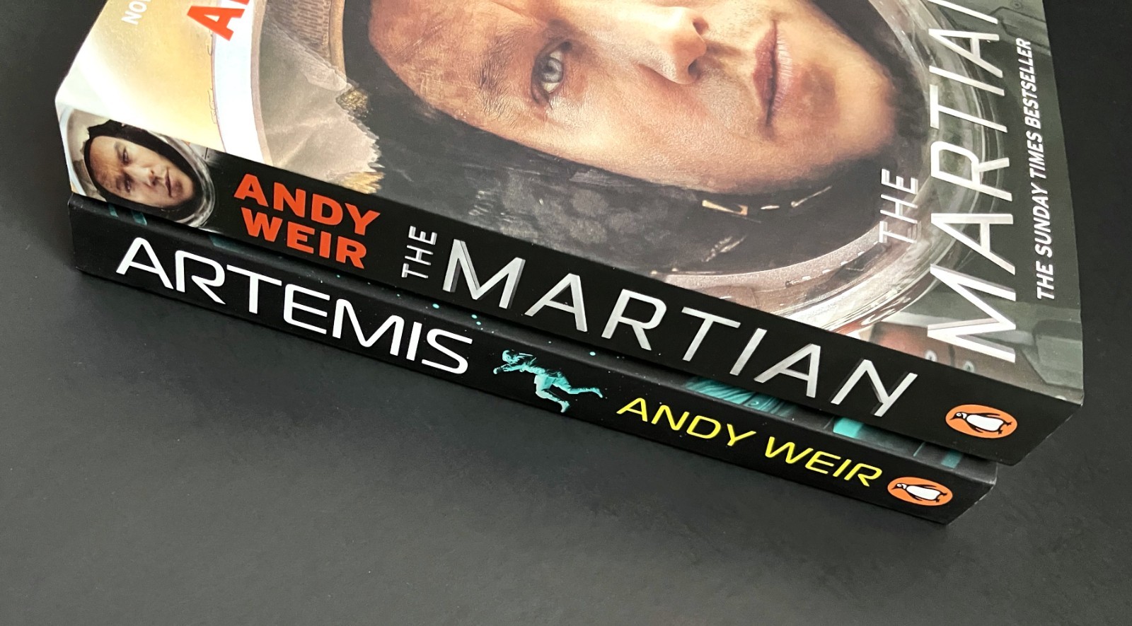 Andy Weir 2 Book Lot The Martian & Artemis Paperback Sci-Fi Novels Penguin