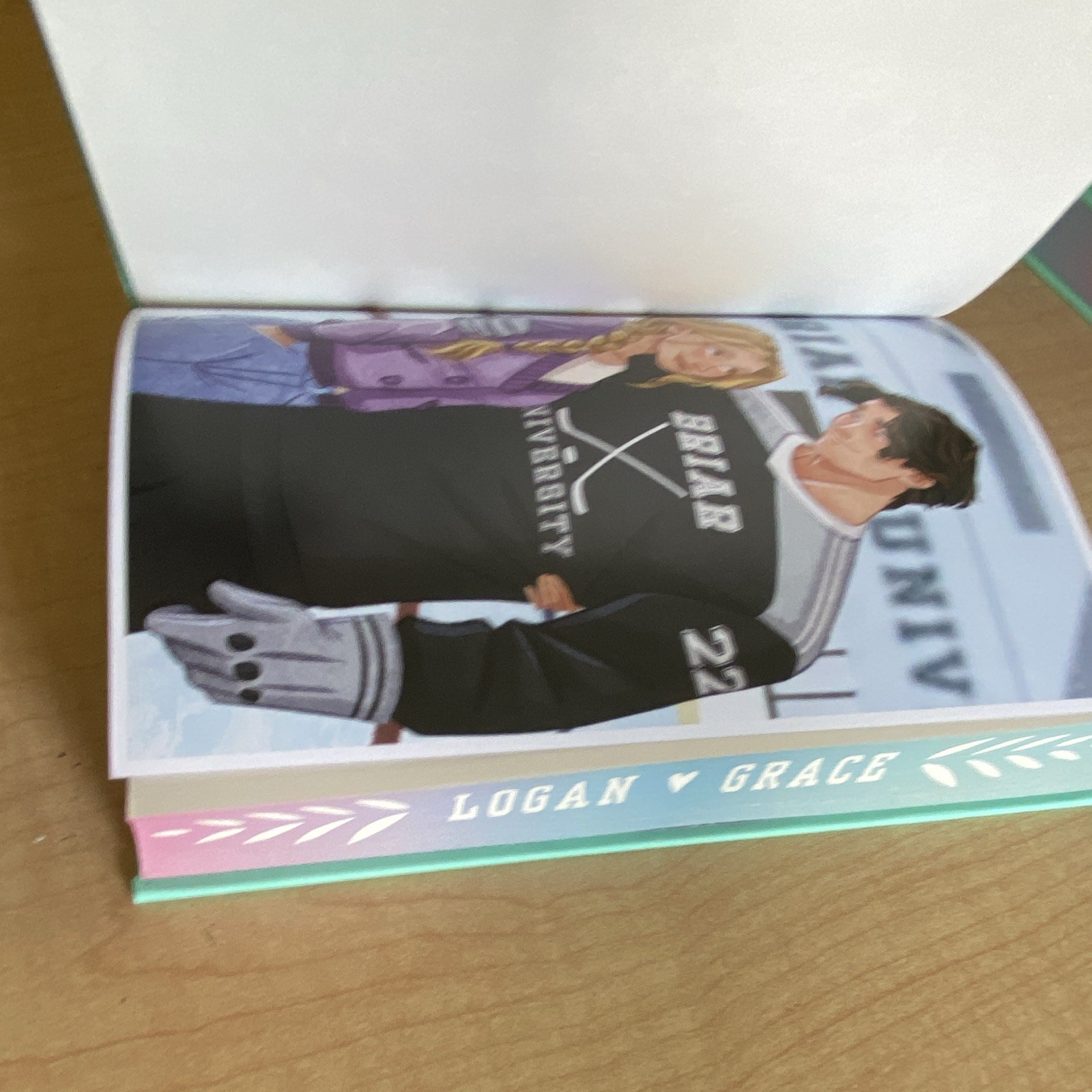 The Mistake (Off-Campus) by Elle Kennedy, Bloom Books, YA Romance, HC